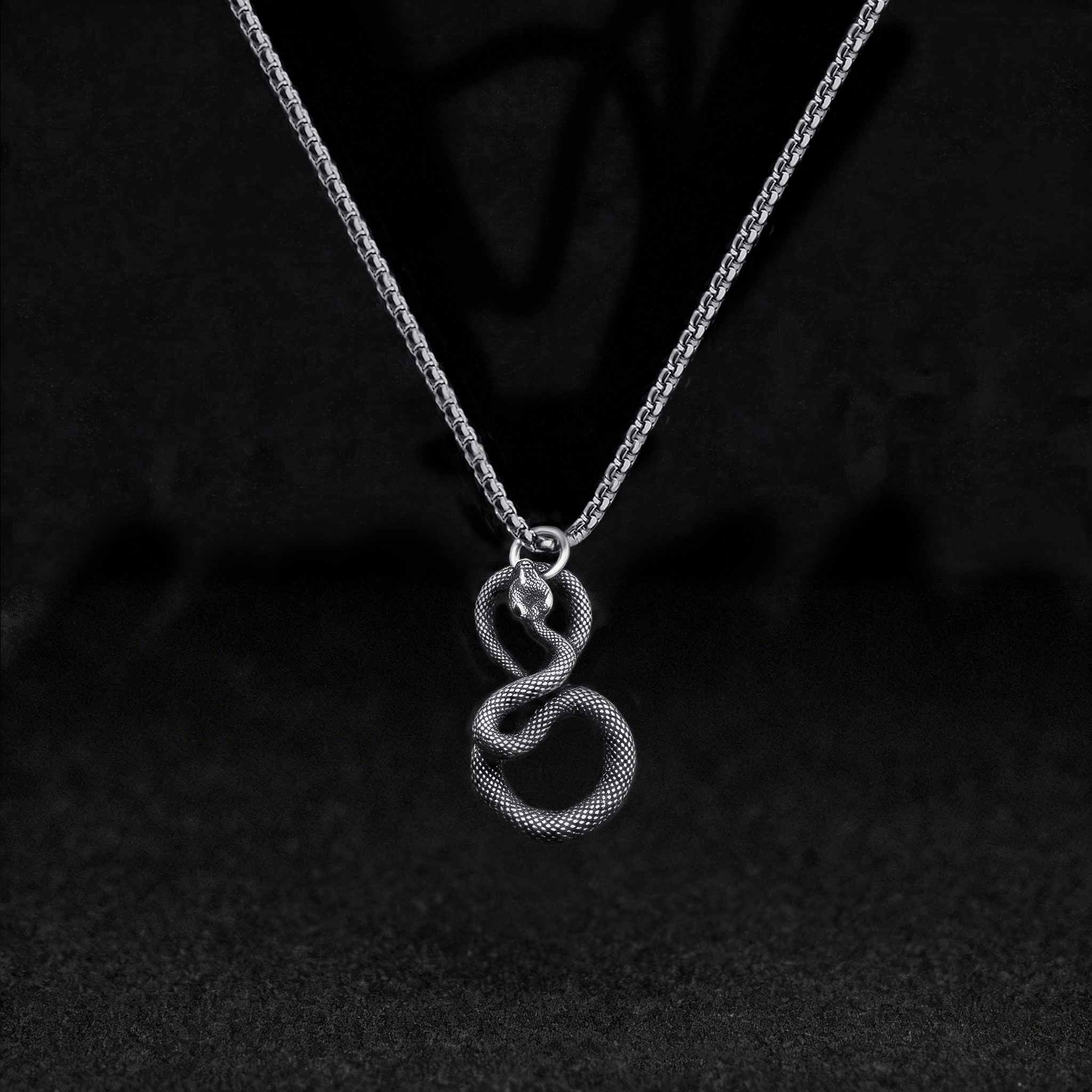 Snakes Necklace