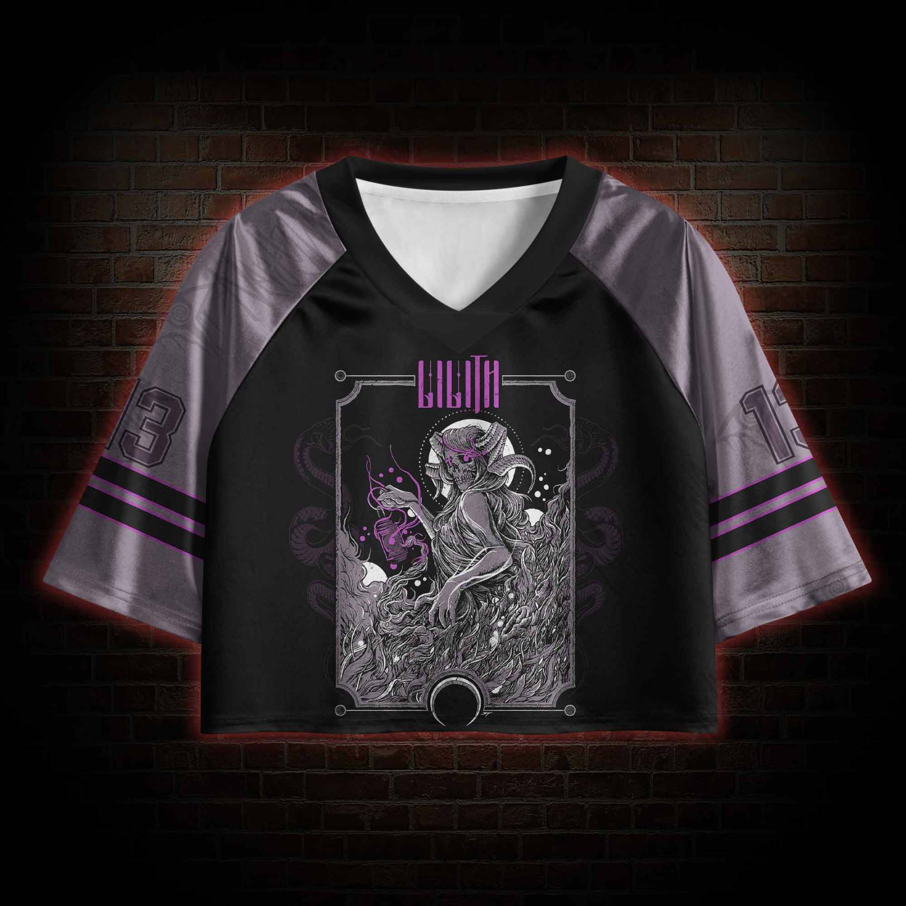 Queen of Night Sports Crop Jersey