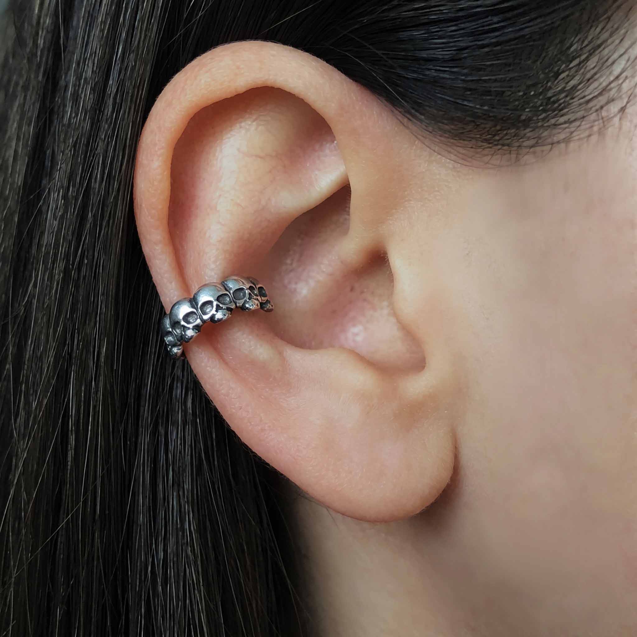 Memento Mori Skull Earrings