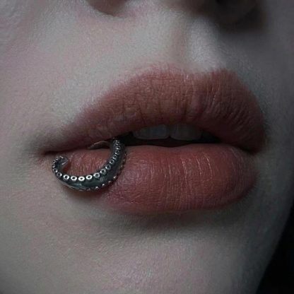 Octopus Lip Piercing