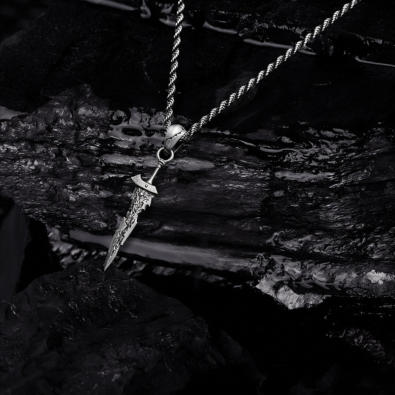 [Copy]Broken Sword Pendant Necklace