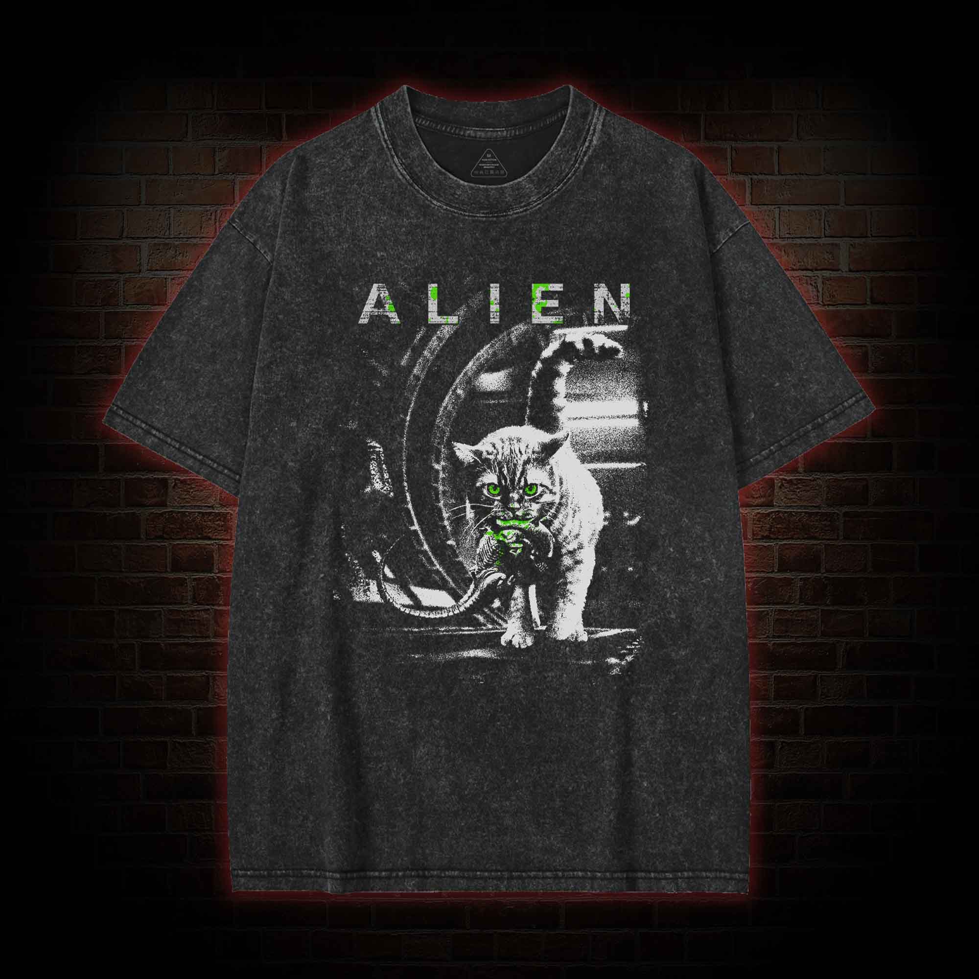 Alien Cat  Washed T-shirt