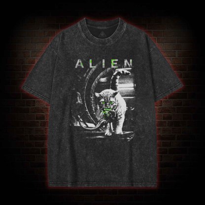 Alien Cat  Washed T-shirt