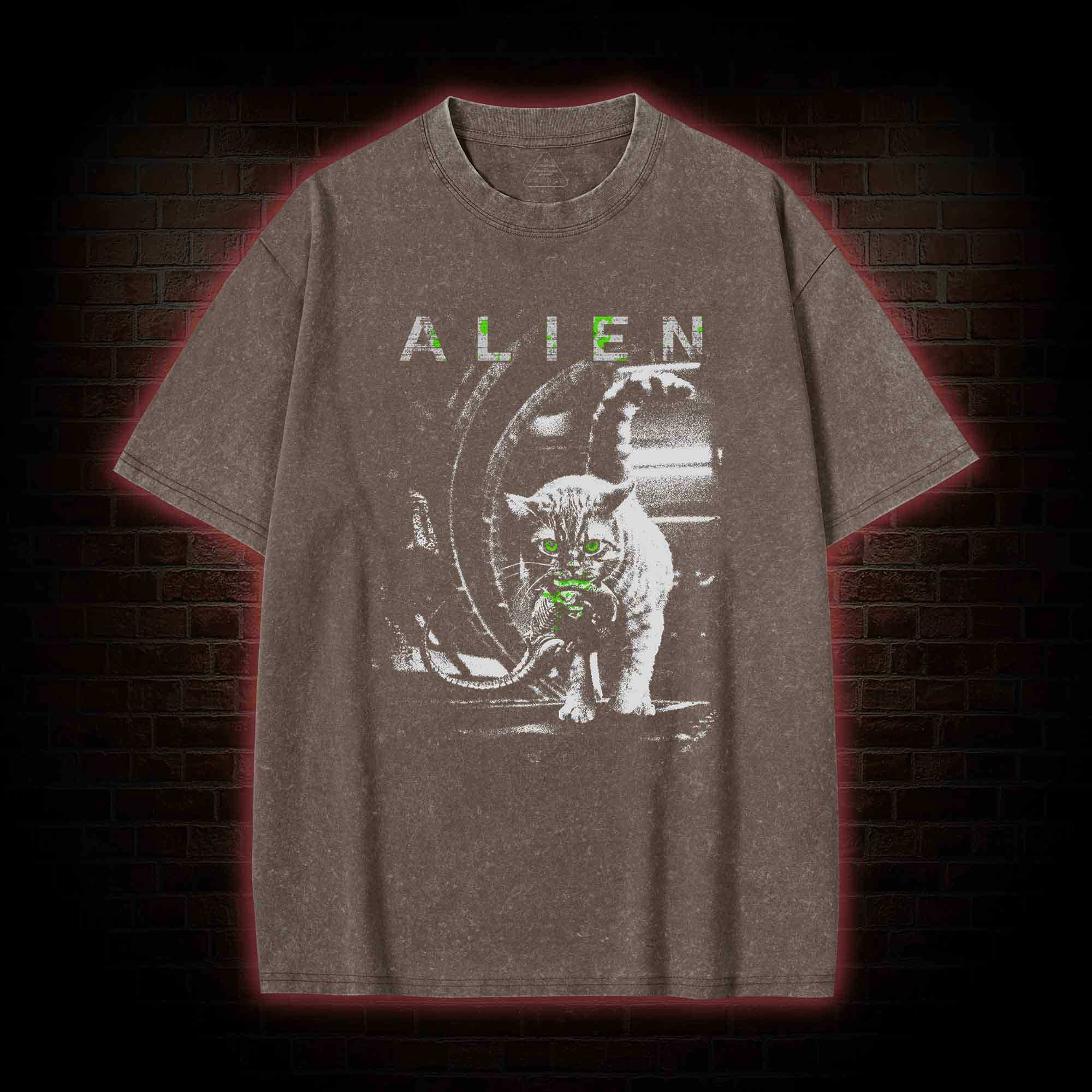 Alien Cat  Washed T-shirt