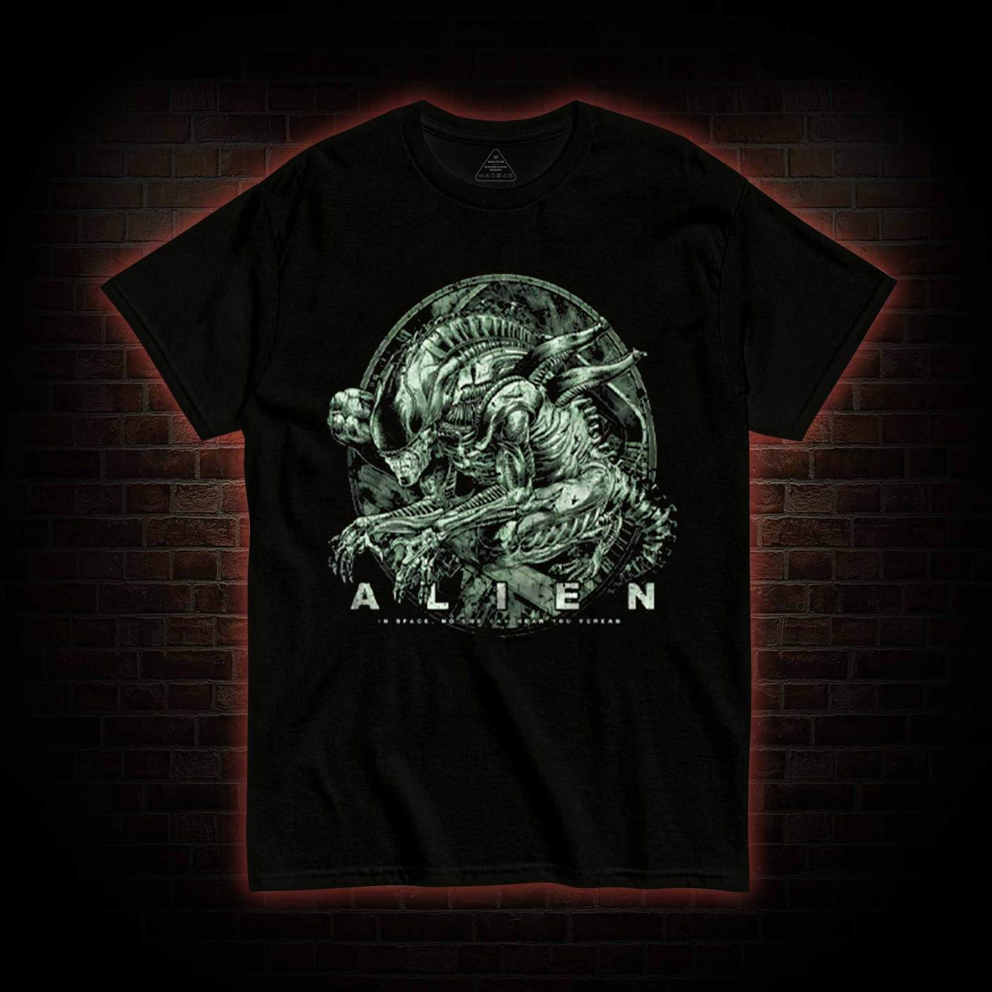 Alien Vintage Design T-shirt