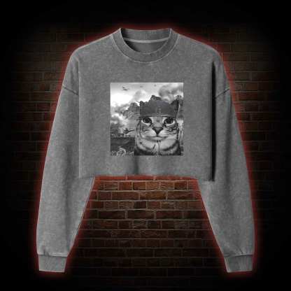 War Cat in the Battlefield Washed Cropped Sweatshirts