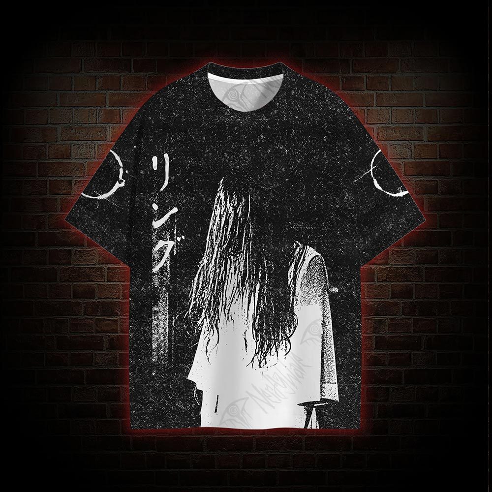 The Ring Graphic T-shirt