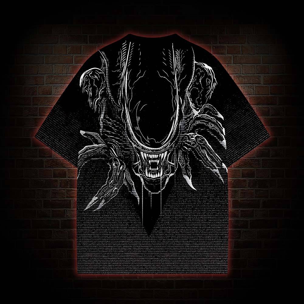 Alien No One Can Hear You Scream Graphic T-shirt