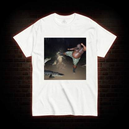 Black Guy Kick Alligator in Swamp T-shirt