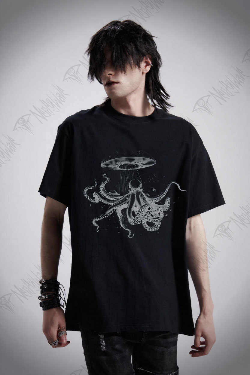 Alien Octopus Art T-shirt