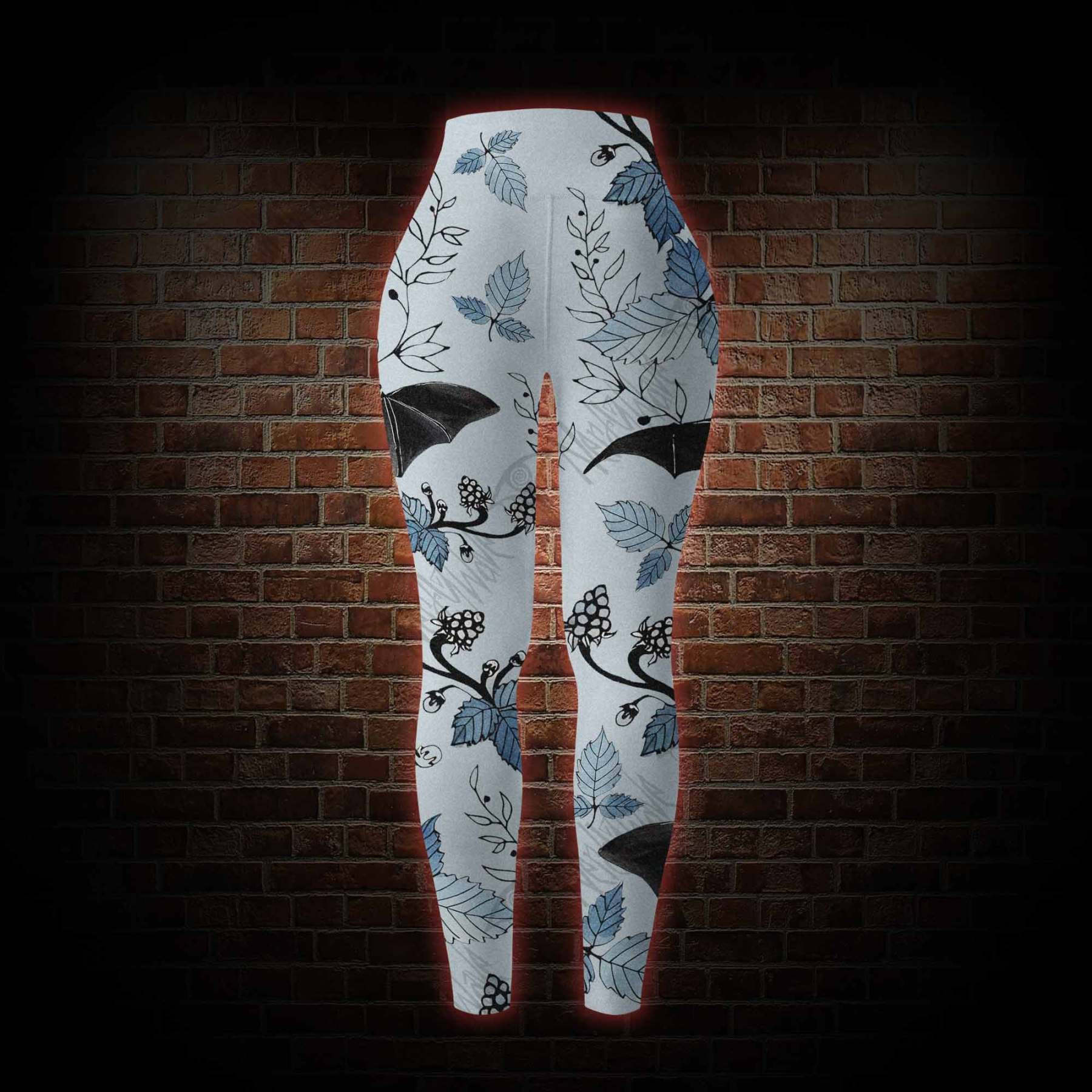 Flying Bats Women's Tight-Fitting Pants