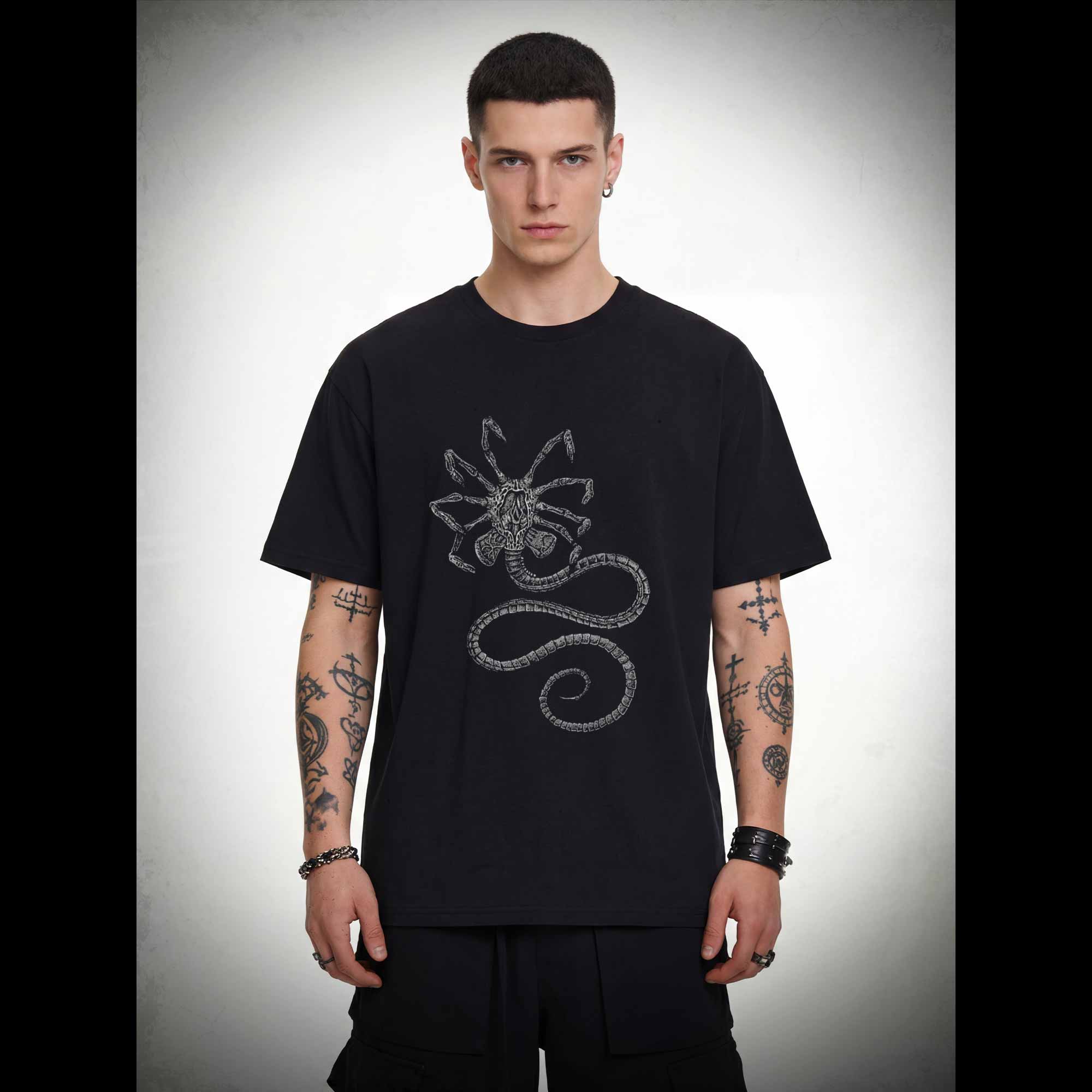 Facehugger T-shirt