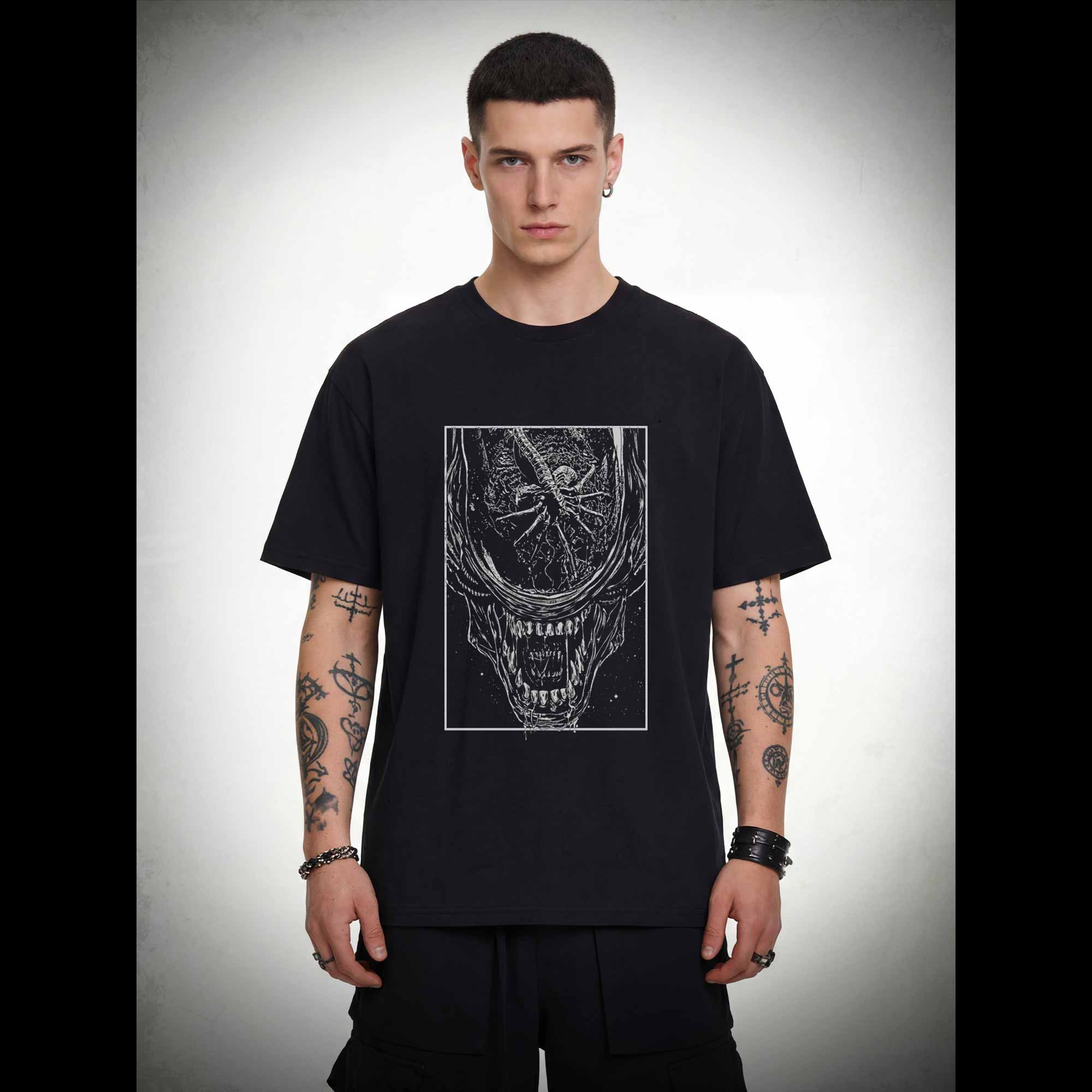 Facehugger T-shirt
