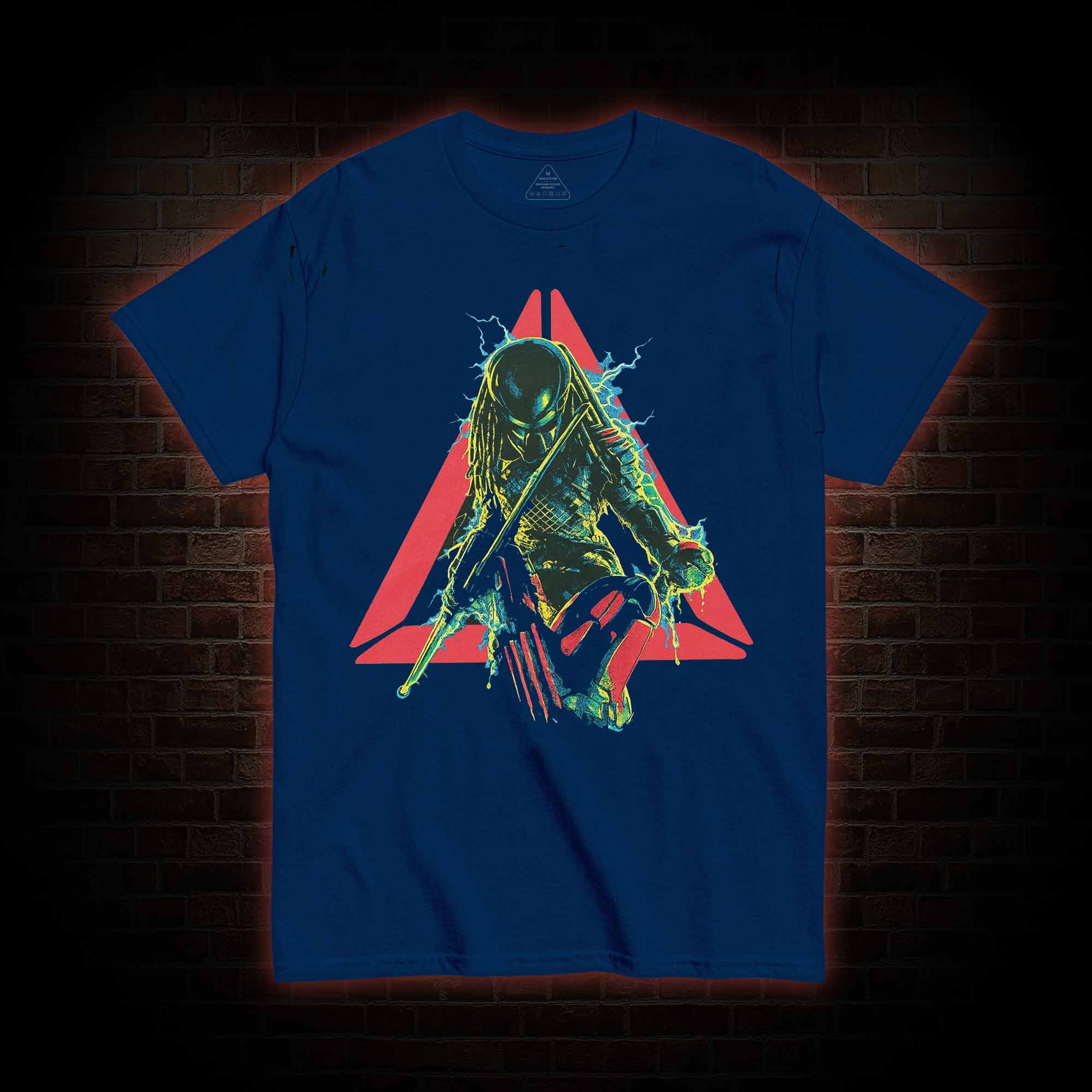 Retro Cult Alien Hunter T-shirt