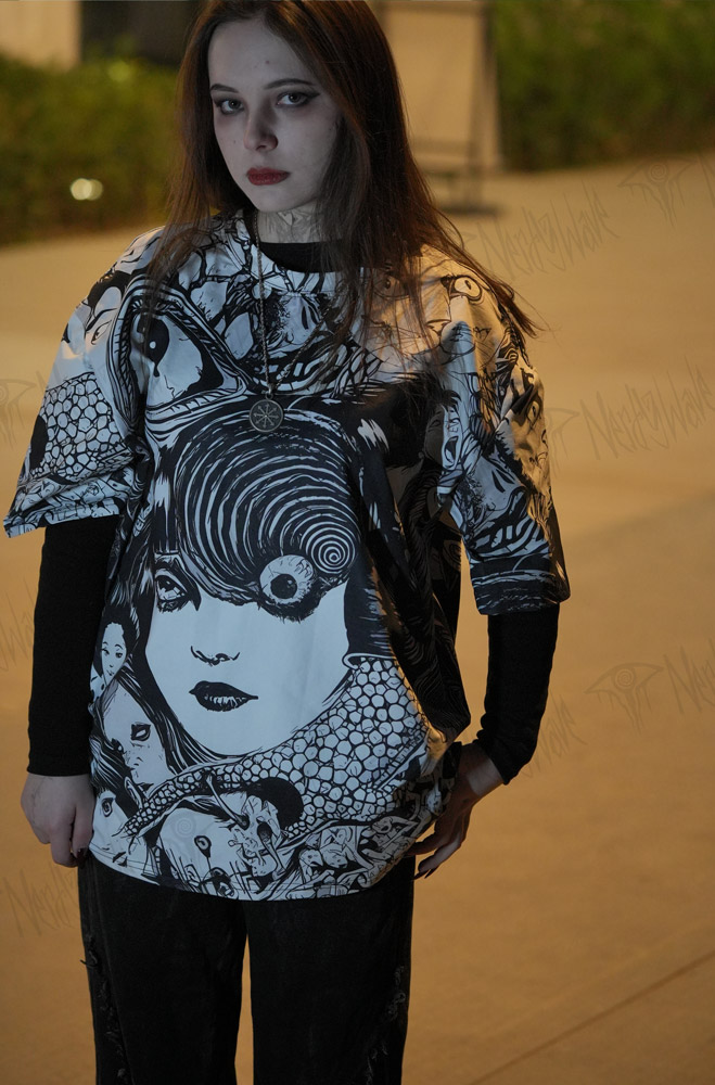 Sprial Horror Graphic T-shirt