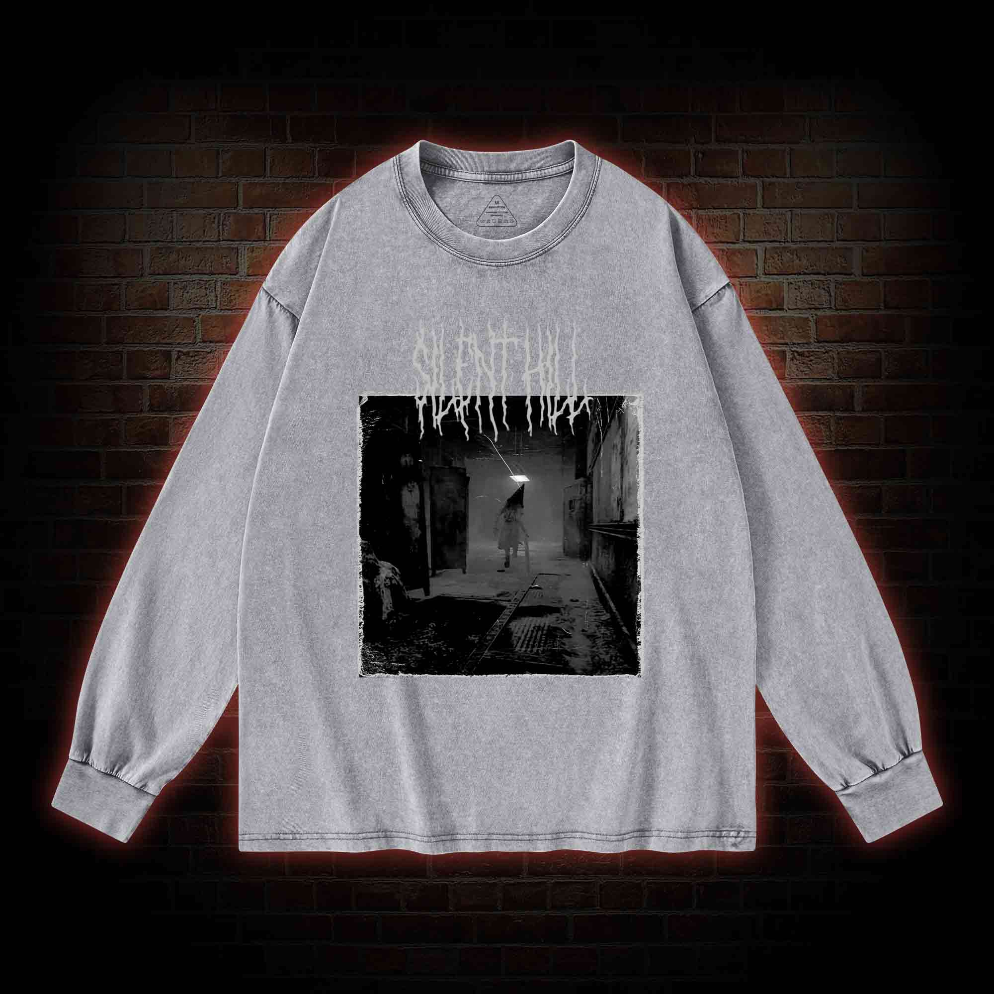 Red Pyramid Thing Retro Washed Long-Sleeve T-shirt