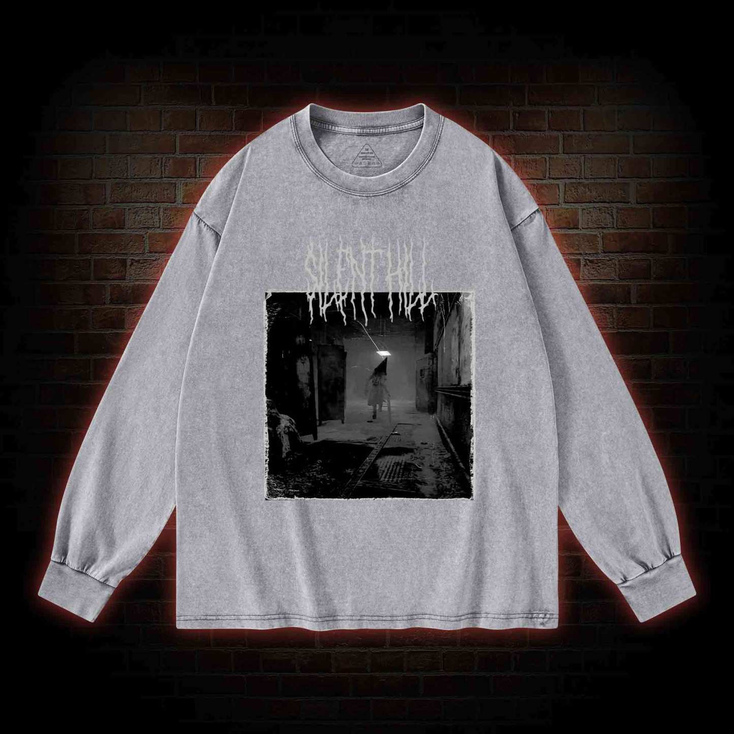 Red Pyramid Thing Retro Washed Long-Sleeve T-shirt