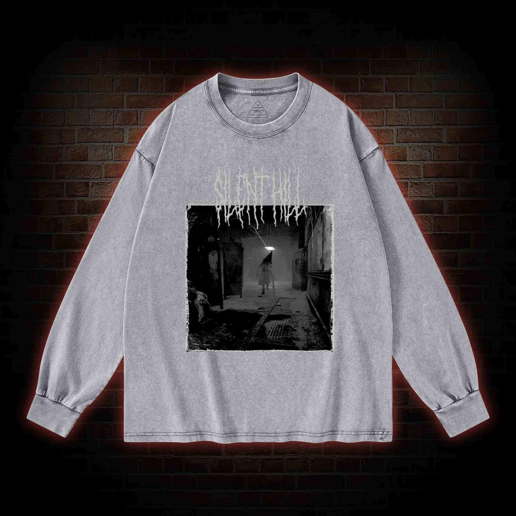 Red Pyramid Thing Retro Washed Long-Sleeve T-shirt