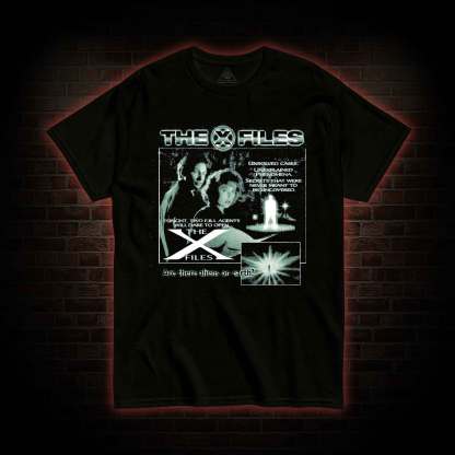 Are There Aliens on Earth? T-shirt