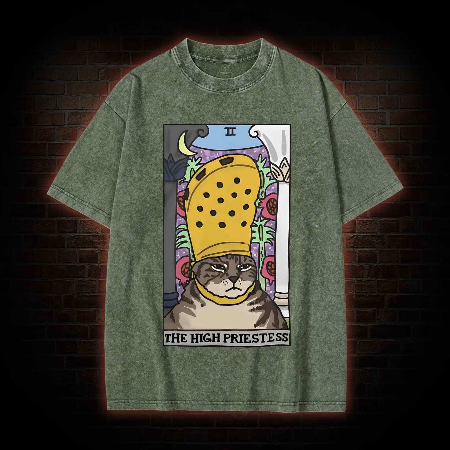 The High Priestess Cat Washed T-shirt
