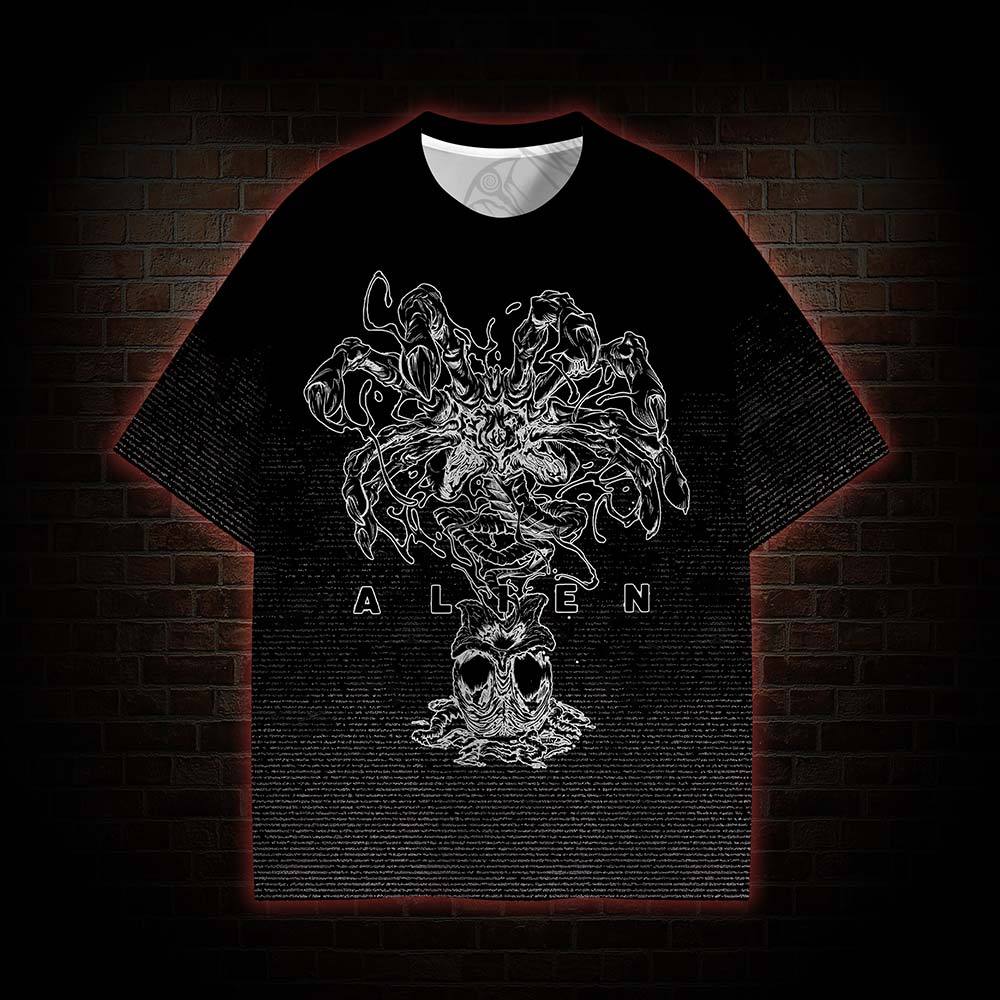 Alien No One Can Hear You Scream Graphic T-shirt