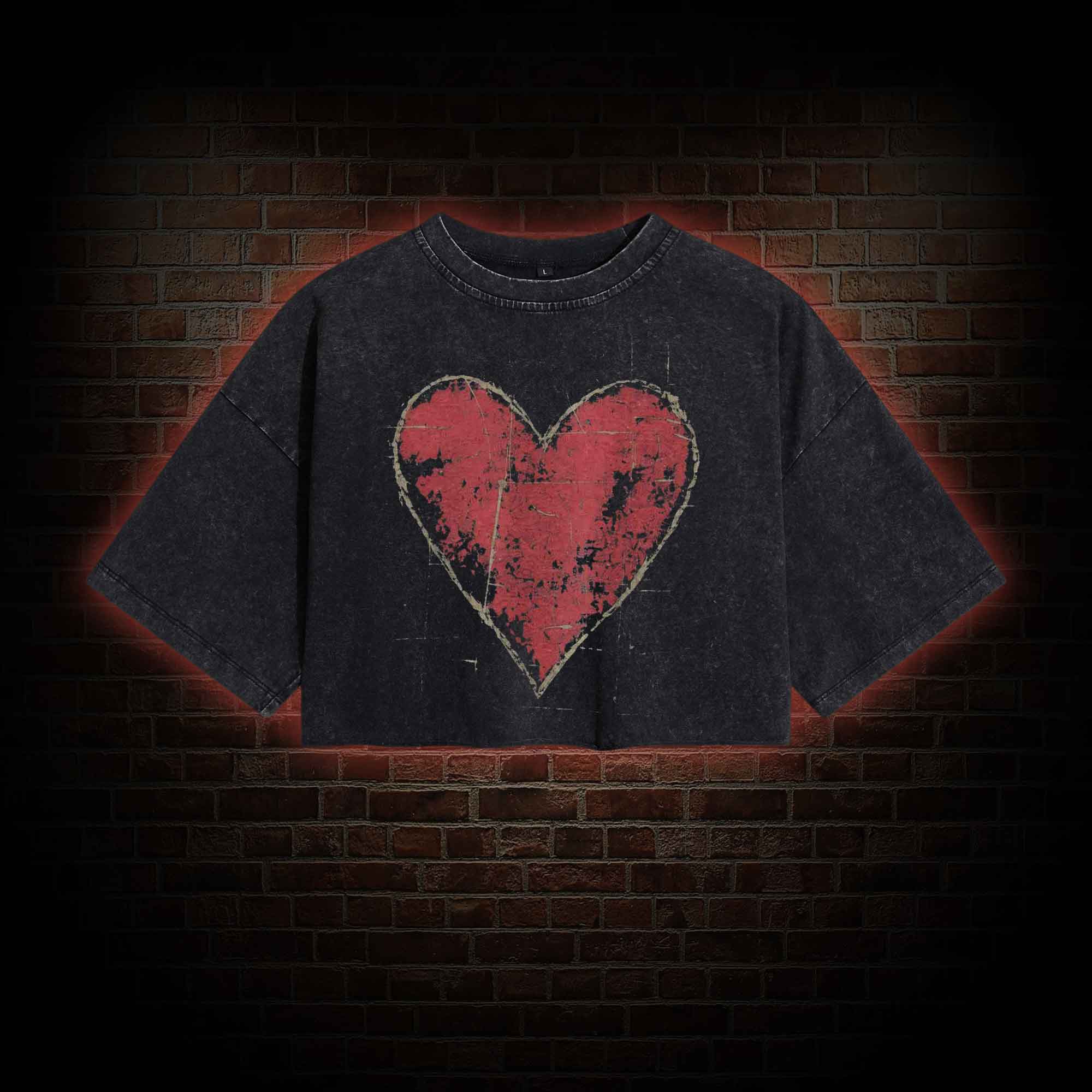 Distressed Heart Washed Cropped T-shirts