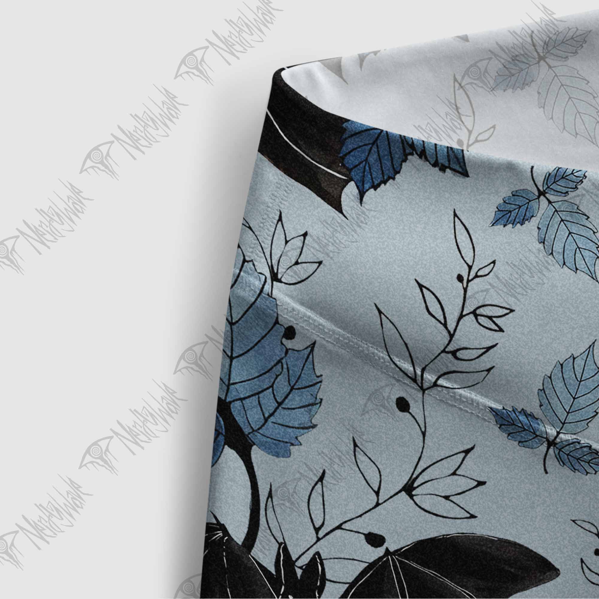 Flying Bats Women's Tight-Fitting Pants