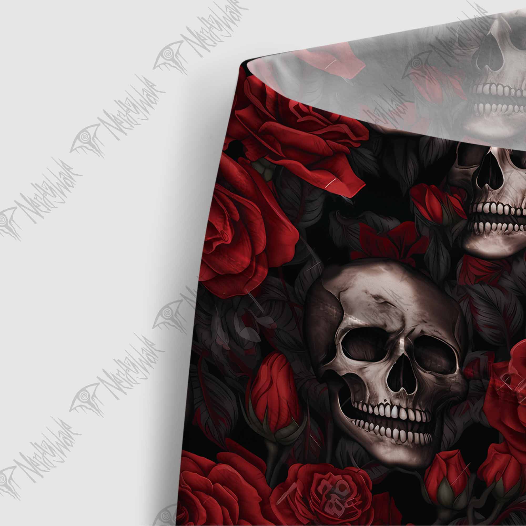 Skull and Roses Women's Tight-Fitting Pants