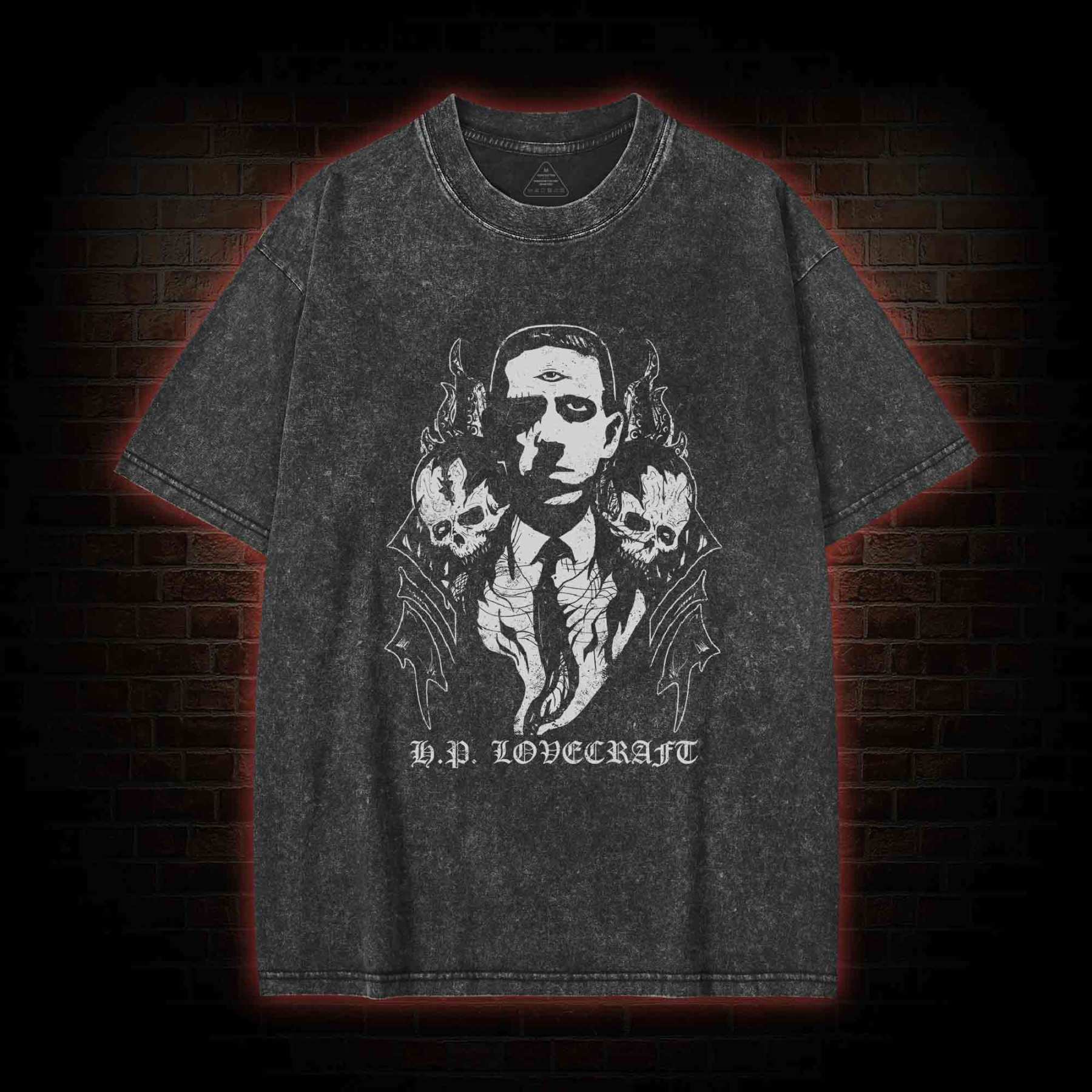 H.P. Lovecraft Washed T-shirt
