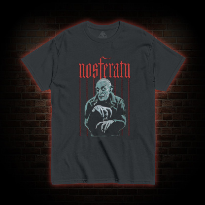 Vintage Goth Vampire Horror Movie T-Shirt