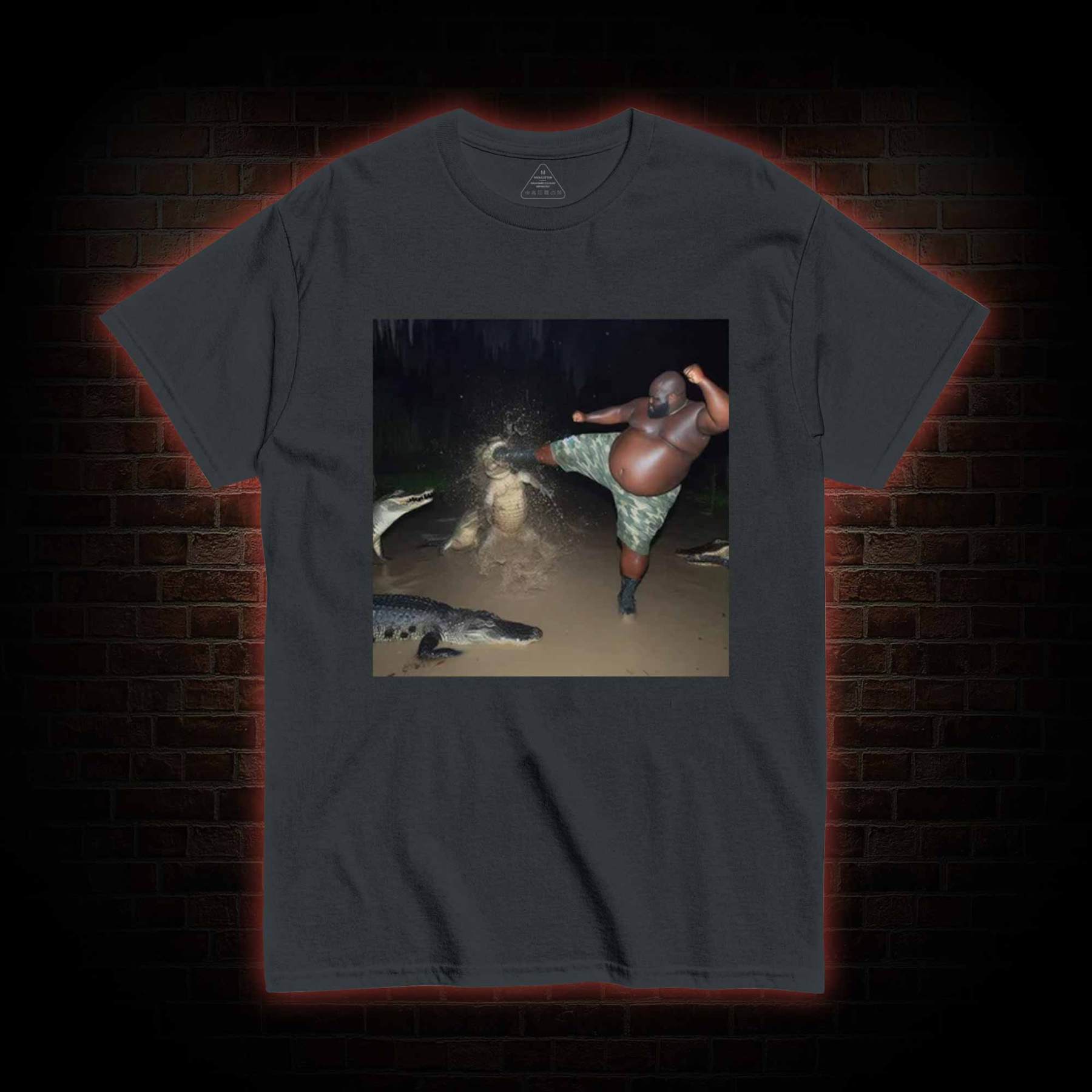 Black Guy Kick Alligator in Swamp T-shirt