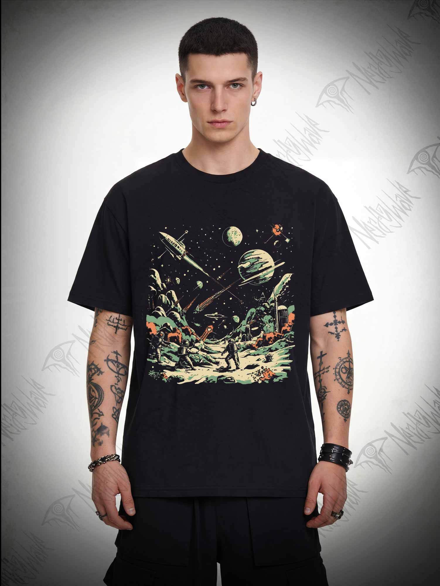 Space Battle Vintage T-shirt