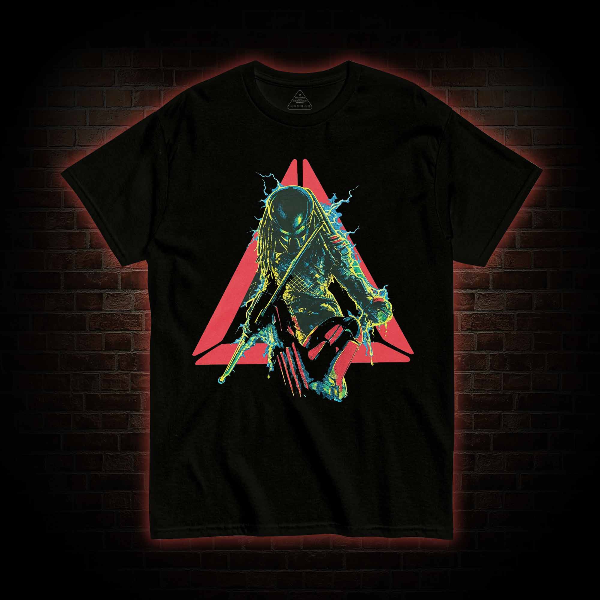Retro Cult Alien Hunter T-shirt