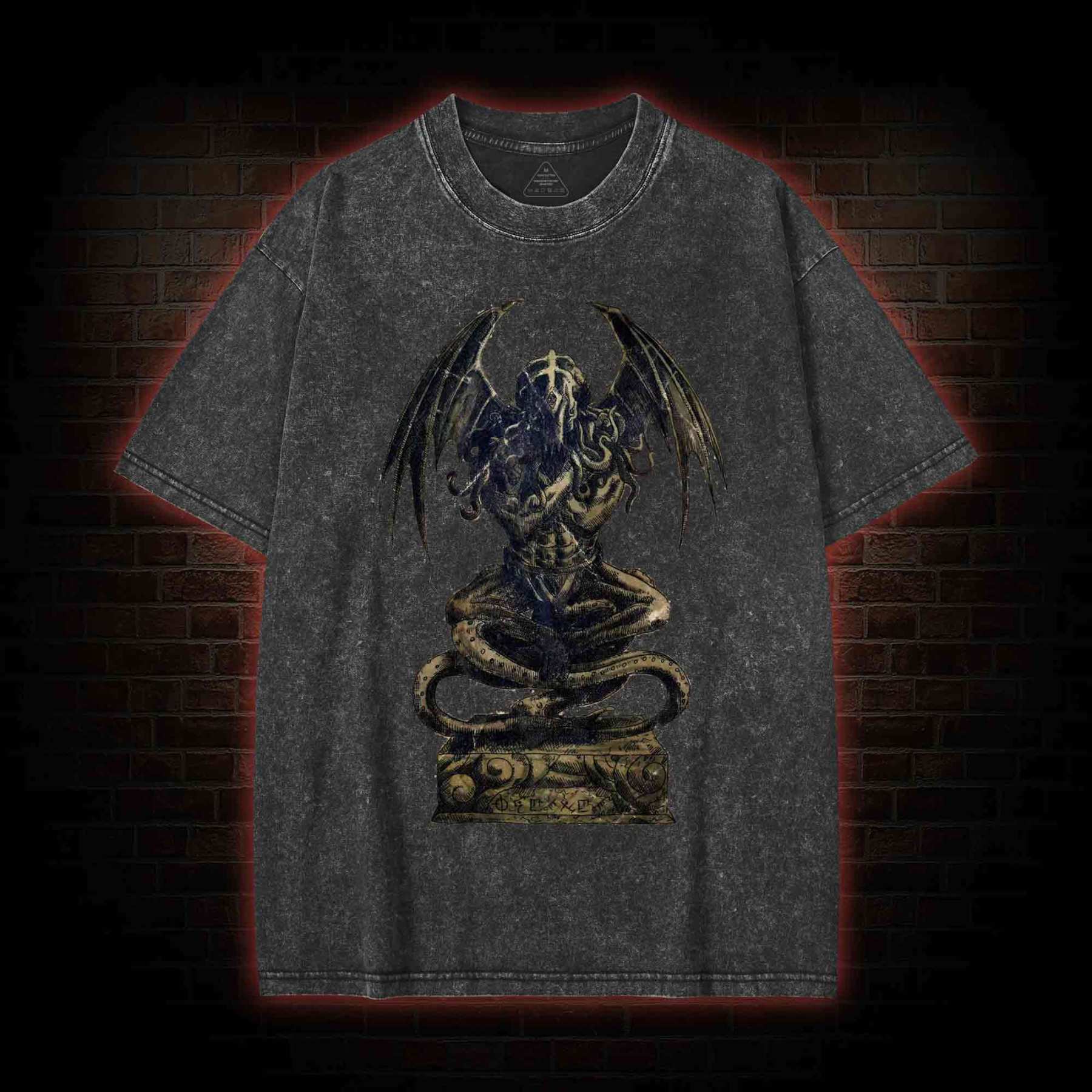 Cthulhu Idol Washed T-shirt