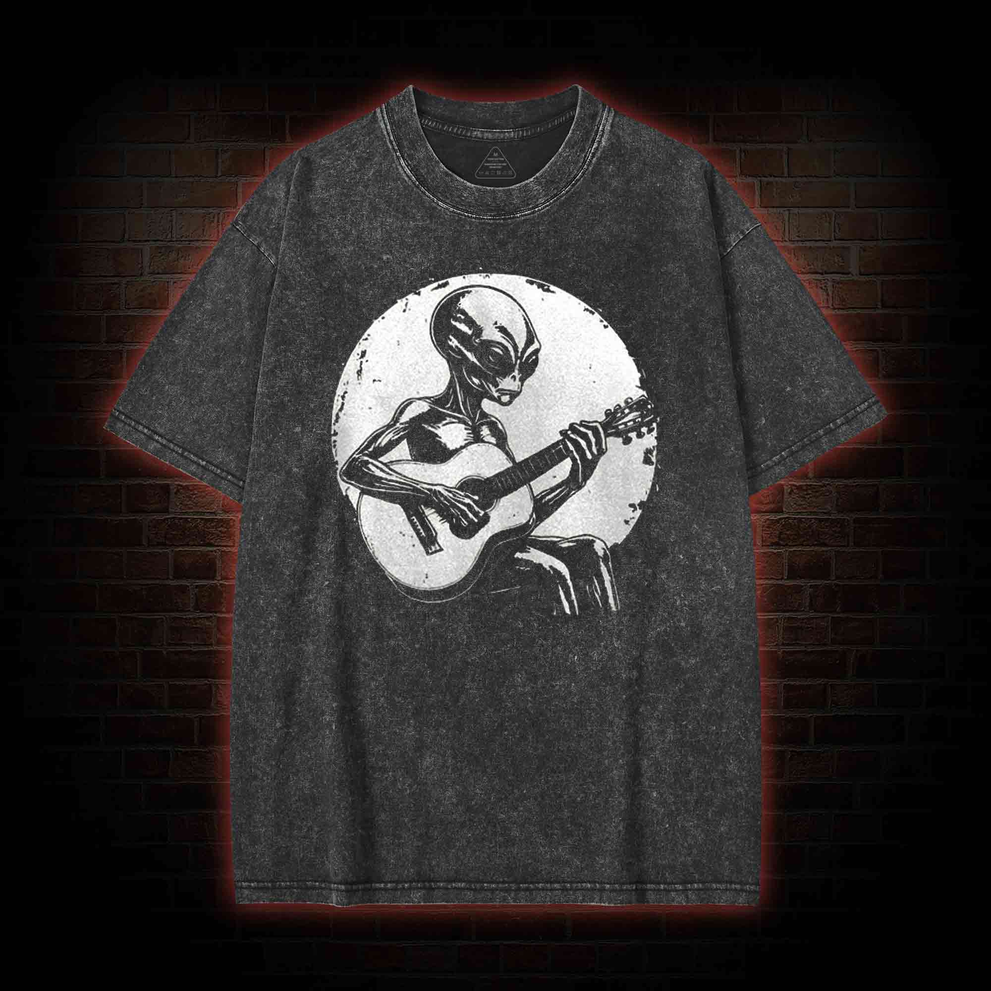 Vintage Funny Alien Washed T-shirt