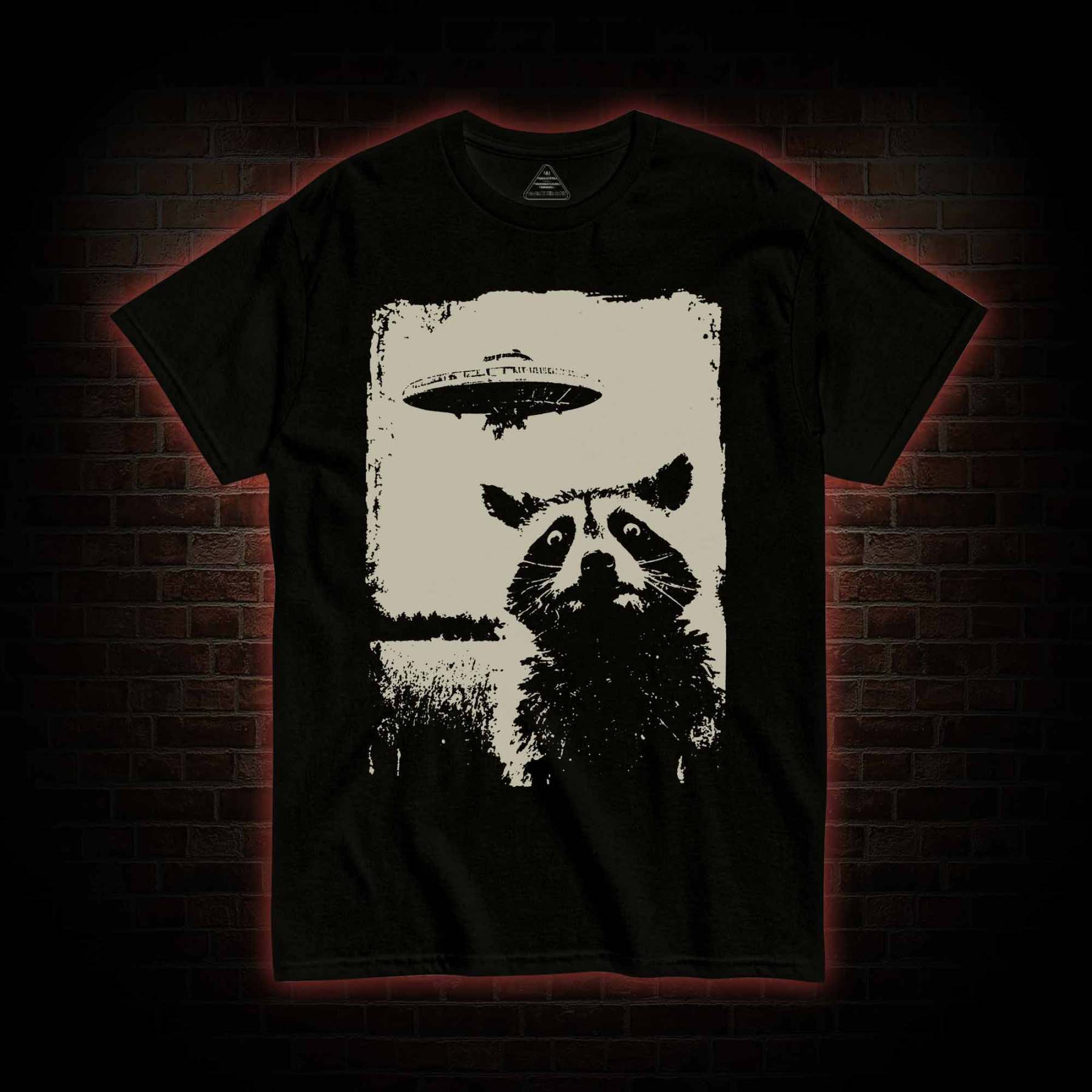 Raccoon UFO T-shirt with Dark Style