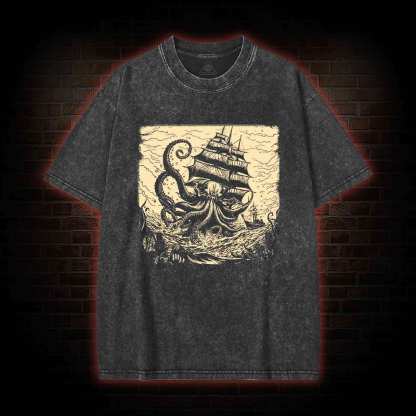 Kraken at Sea Washed T-shirt