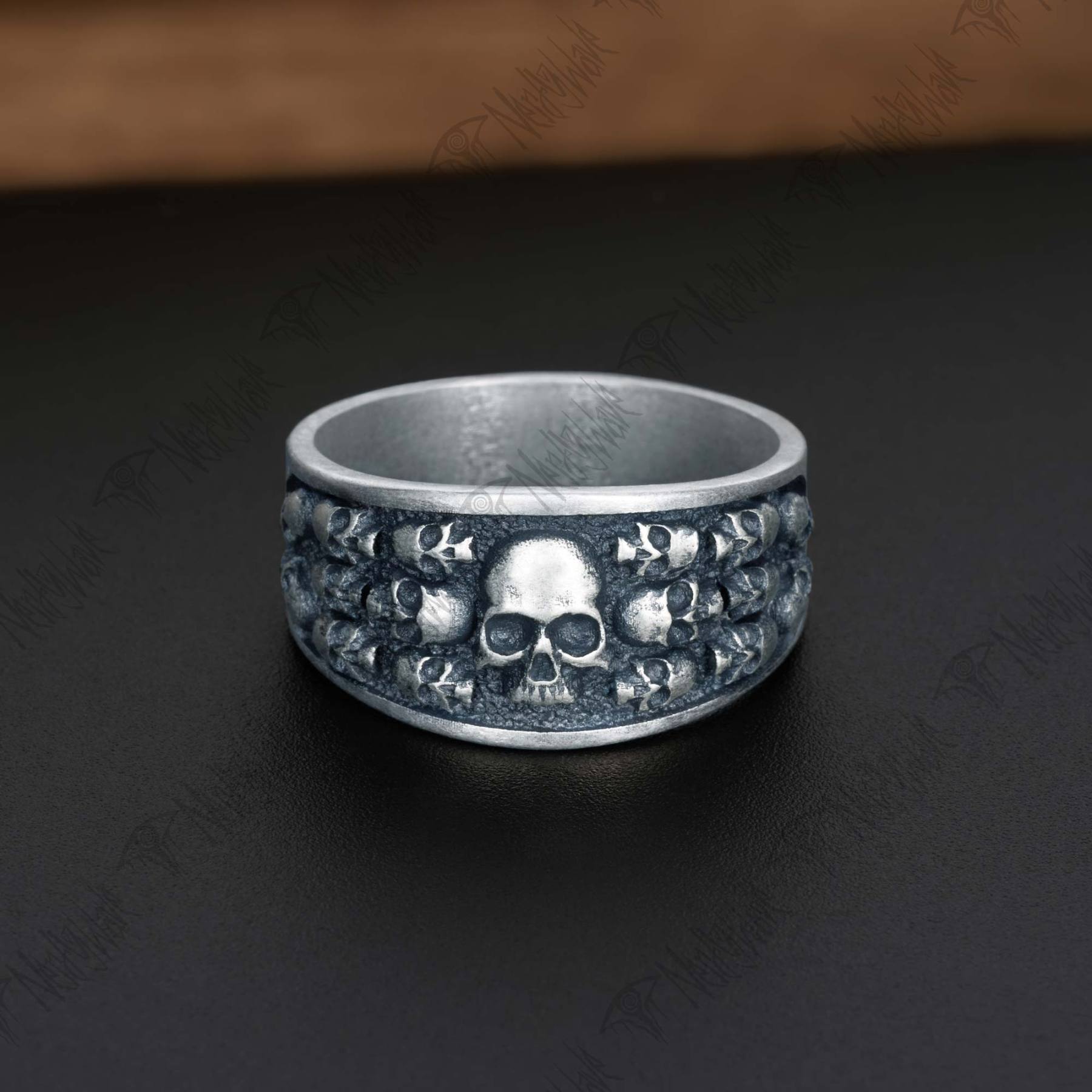 Vintage Skulls Silver Band Ring