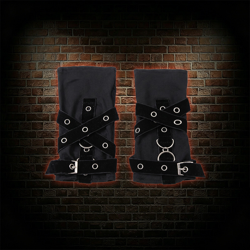 Metal Ring Strappy Fingerless Gloves
