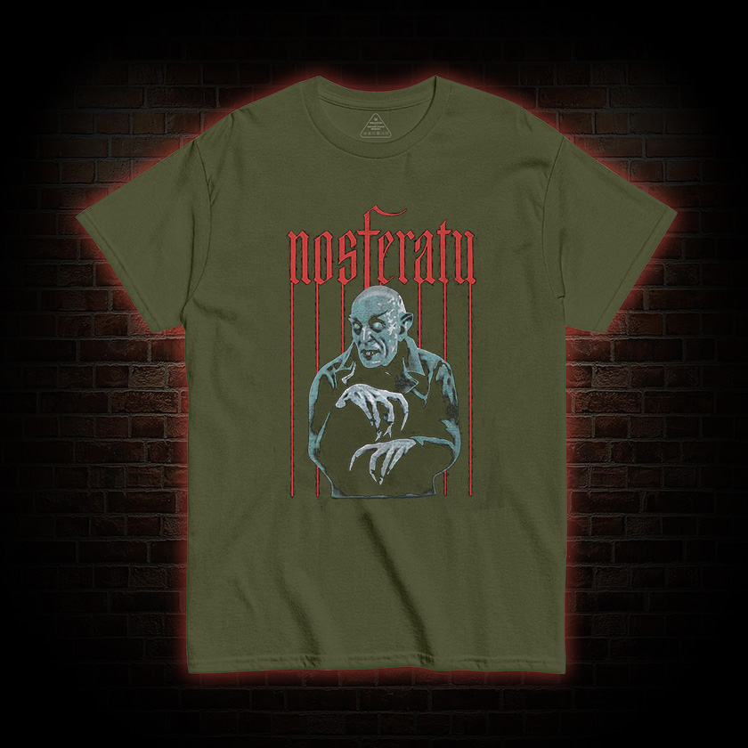 Vintage Goth Vampire Horror Movie T-Shirt