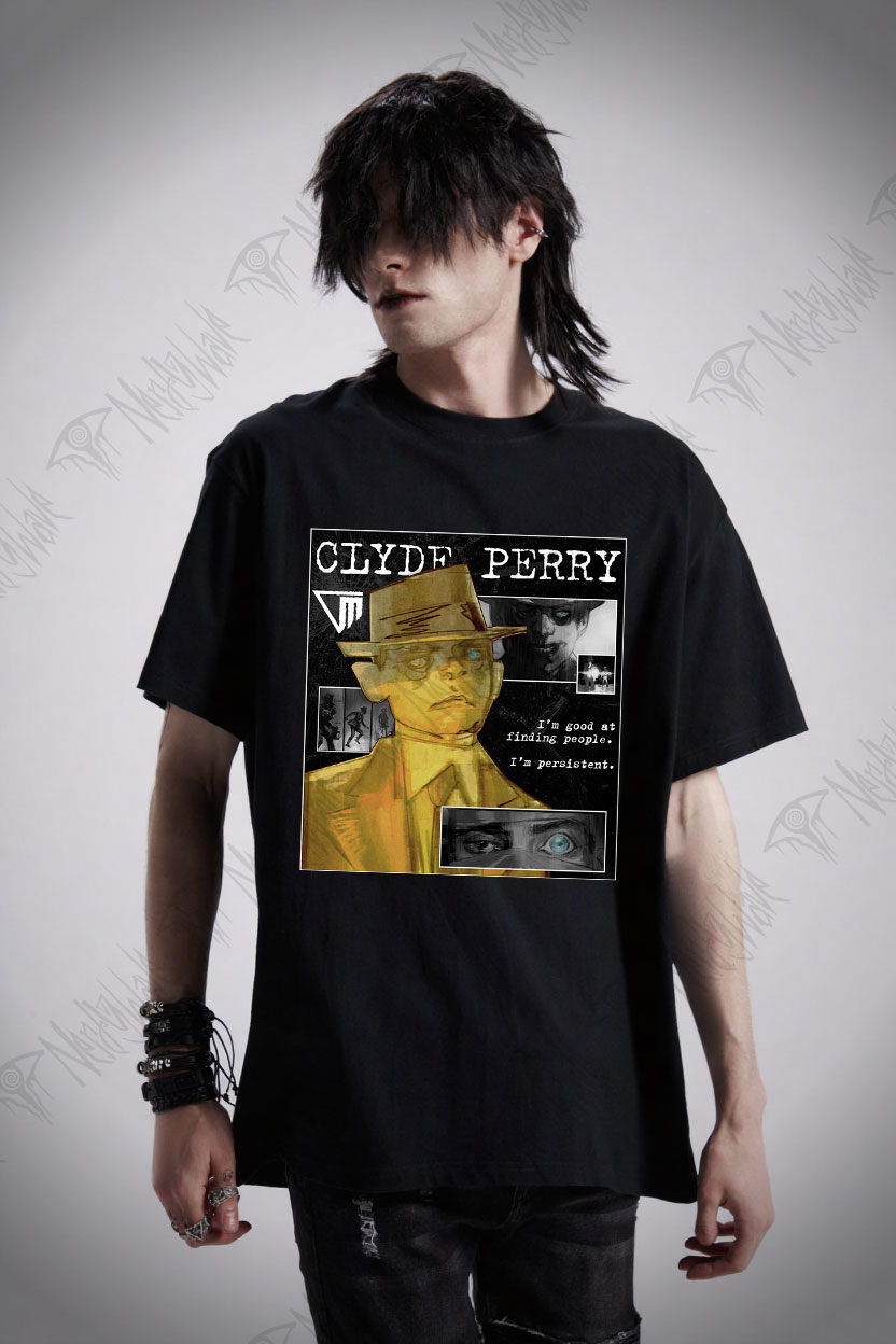 I'm Good at Finding People T-shirt