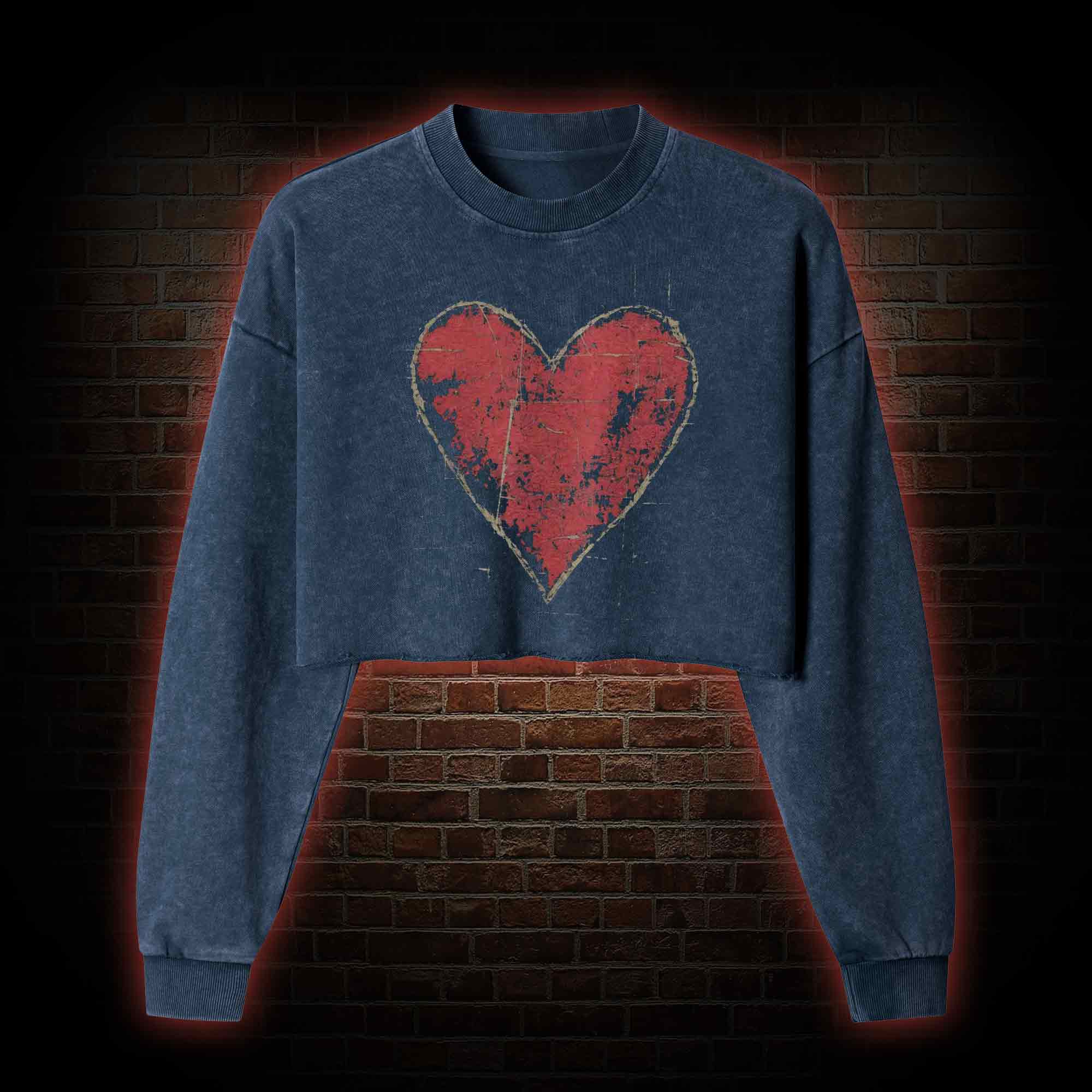 Distressed Heart Washed Cropped Sweatshirts