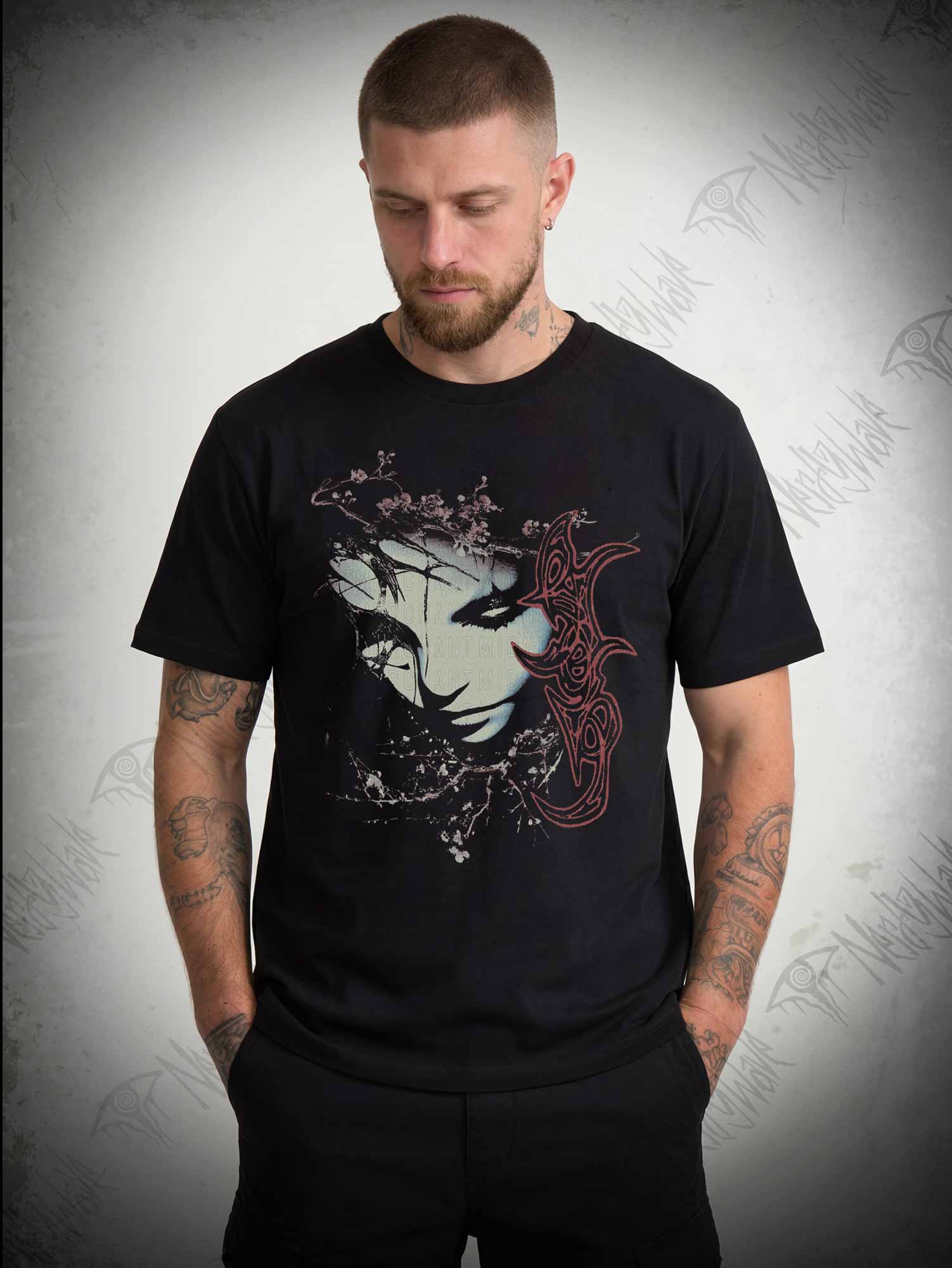 Grunge Style Graphic T-shirt