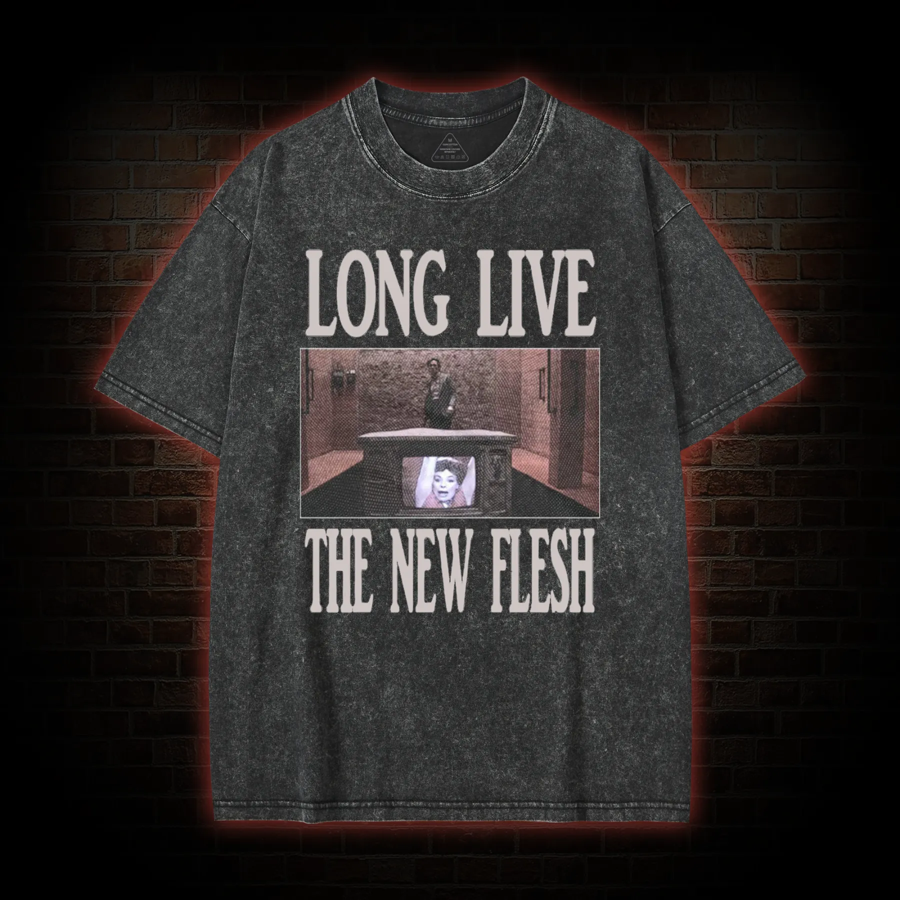 Body horror Washed T-shirt