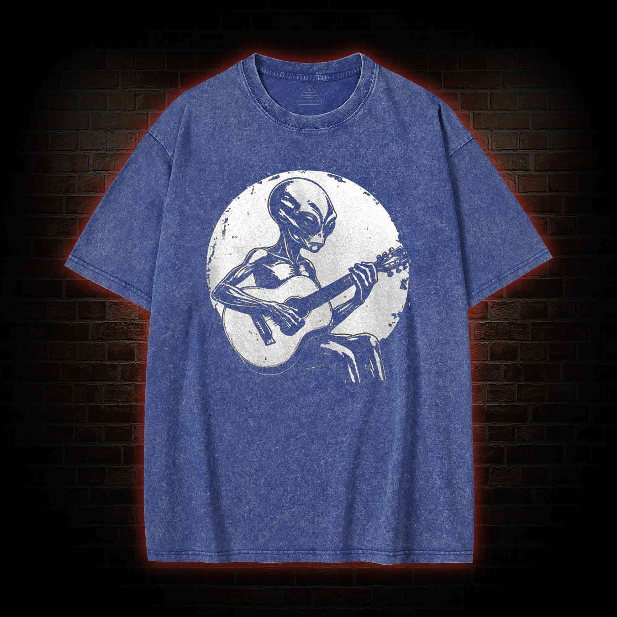 Vintage Funny Alien Washed T-shirt