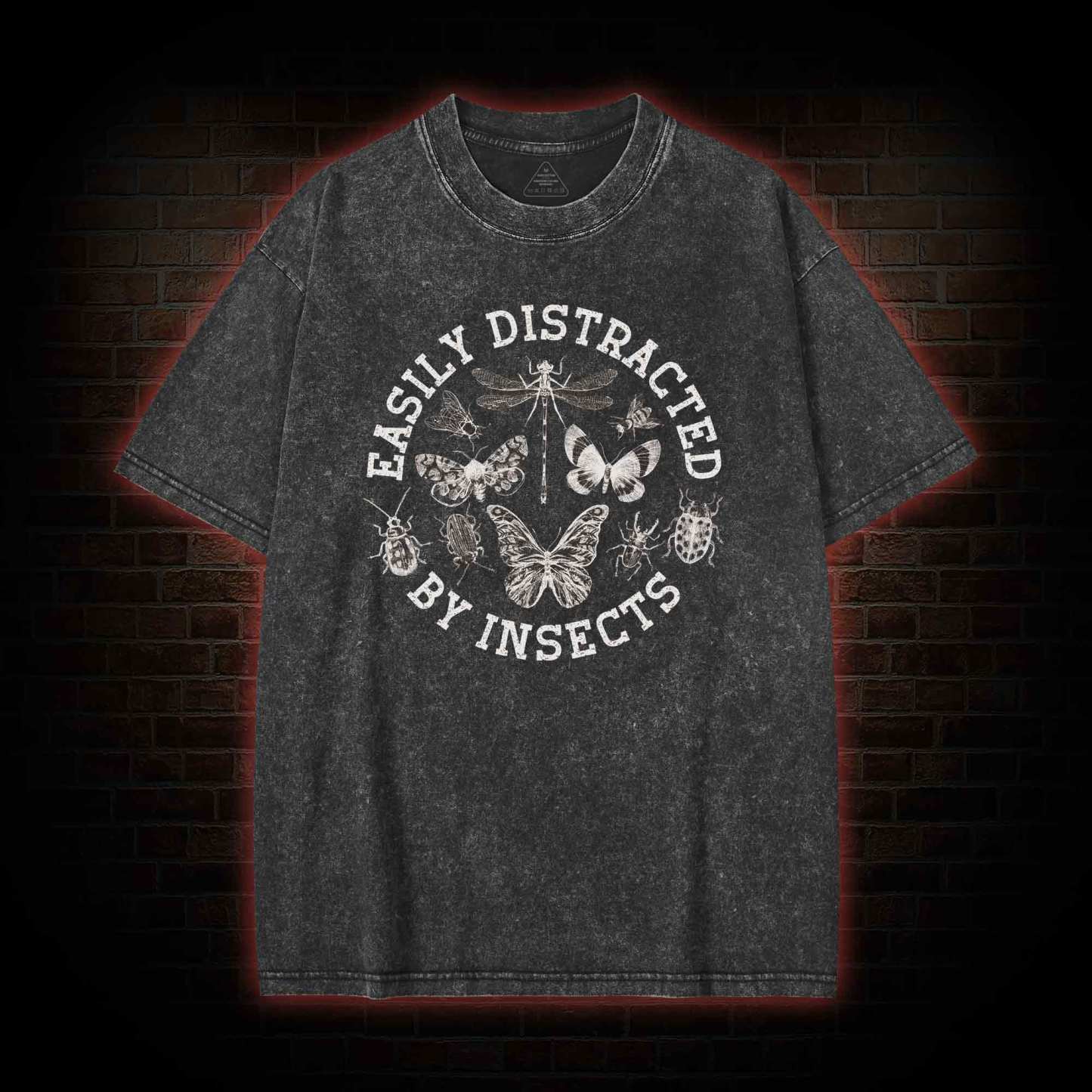 Insect Vintage Washed T-shirt with Dark Style