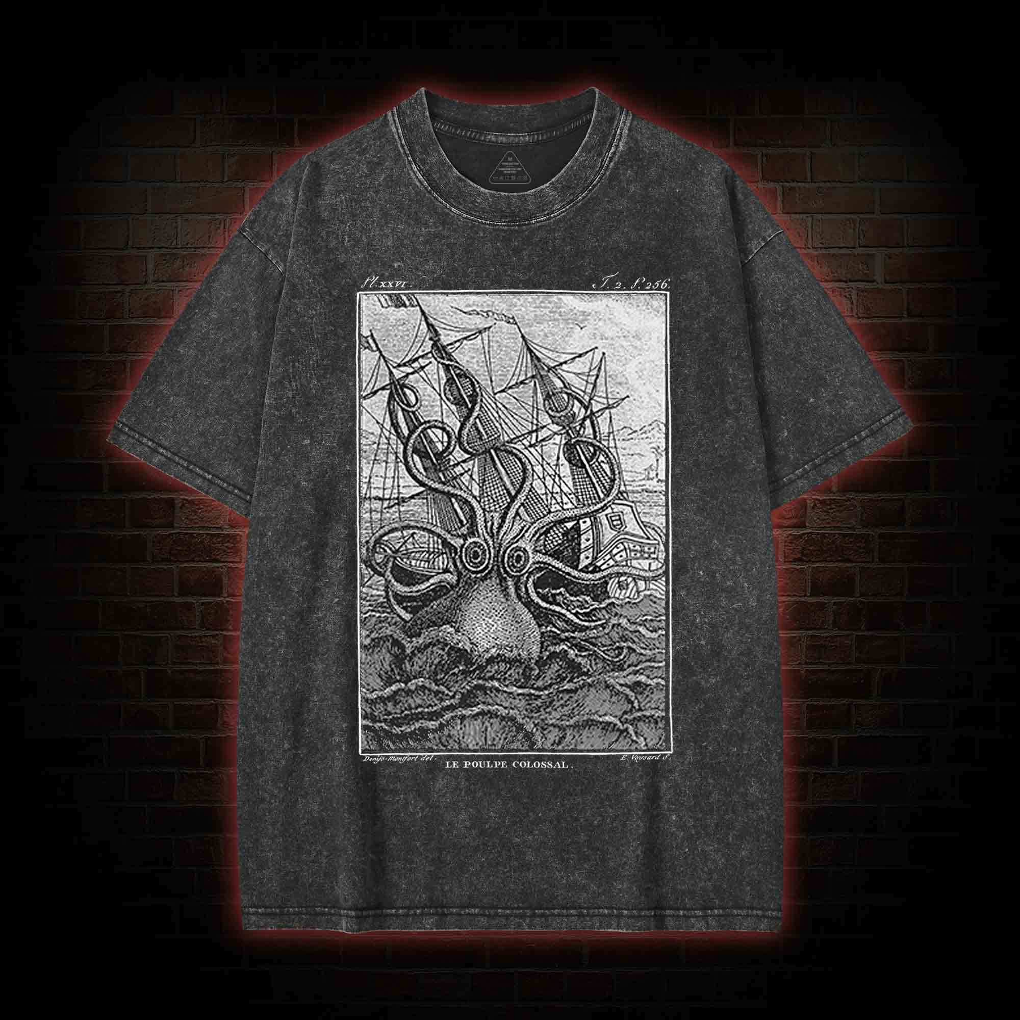 Giant Octopus Washed T-shirt
