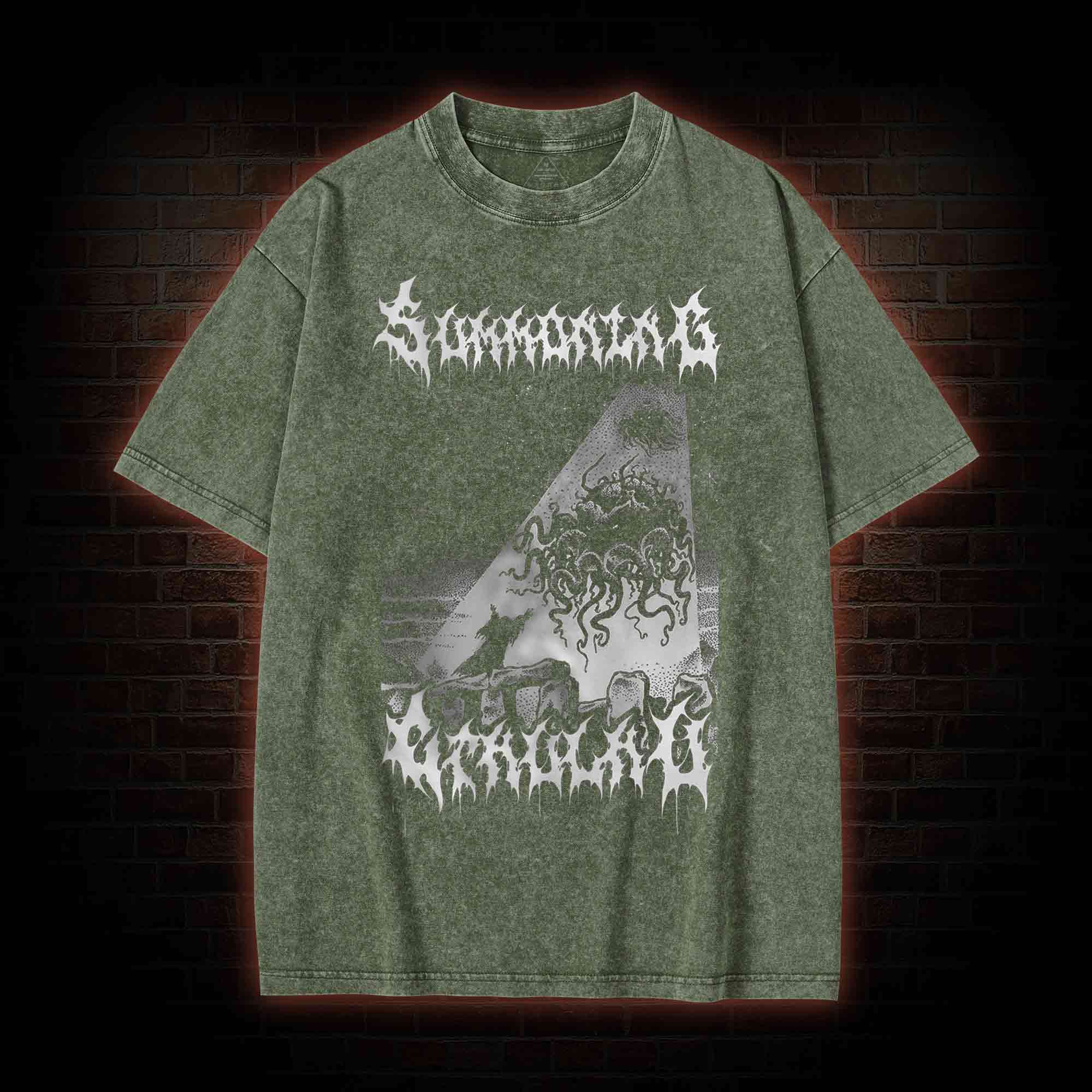 Summoning Cthulhu Washed T-shirt