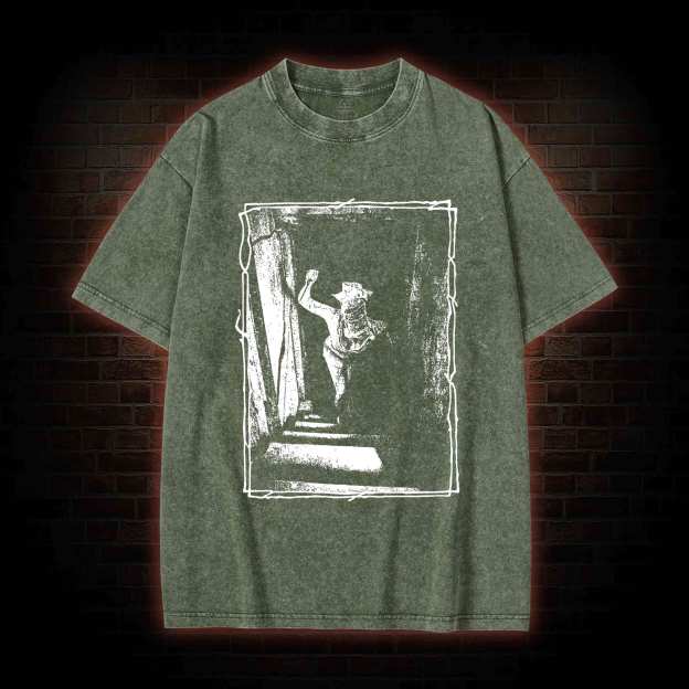 The Nurse Washed T-shirt