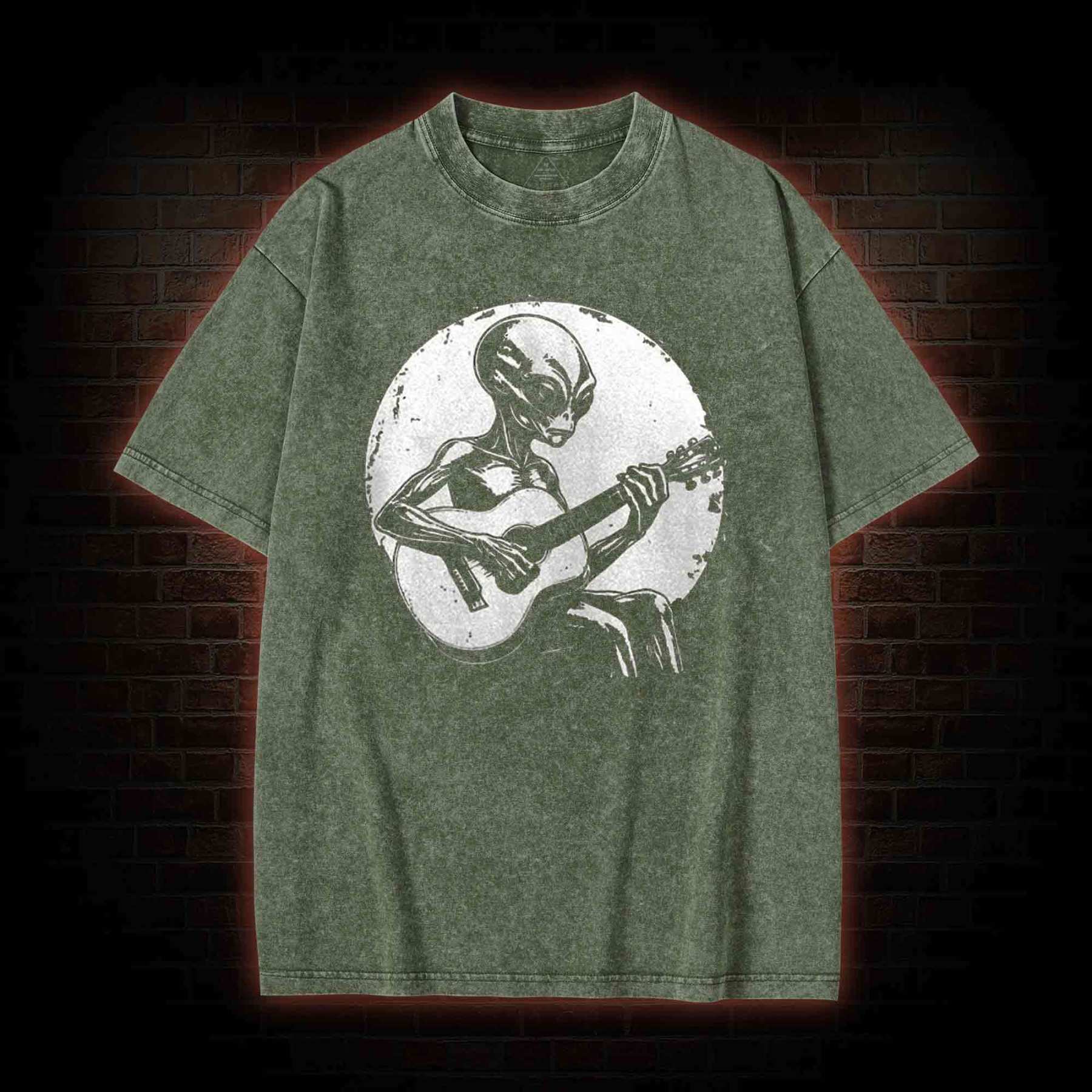 Vintage Funny Alien Washed T-shirt